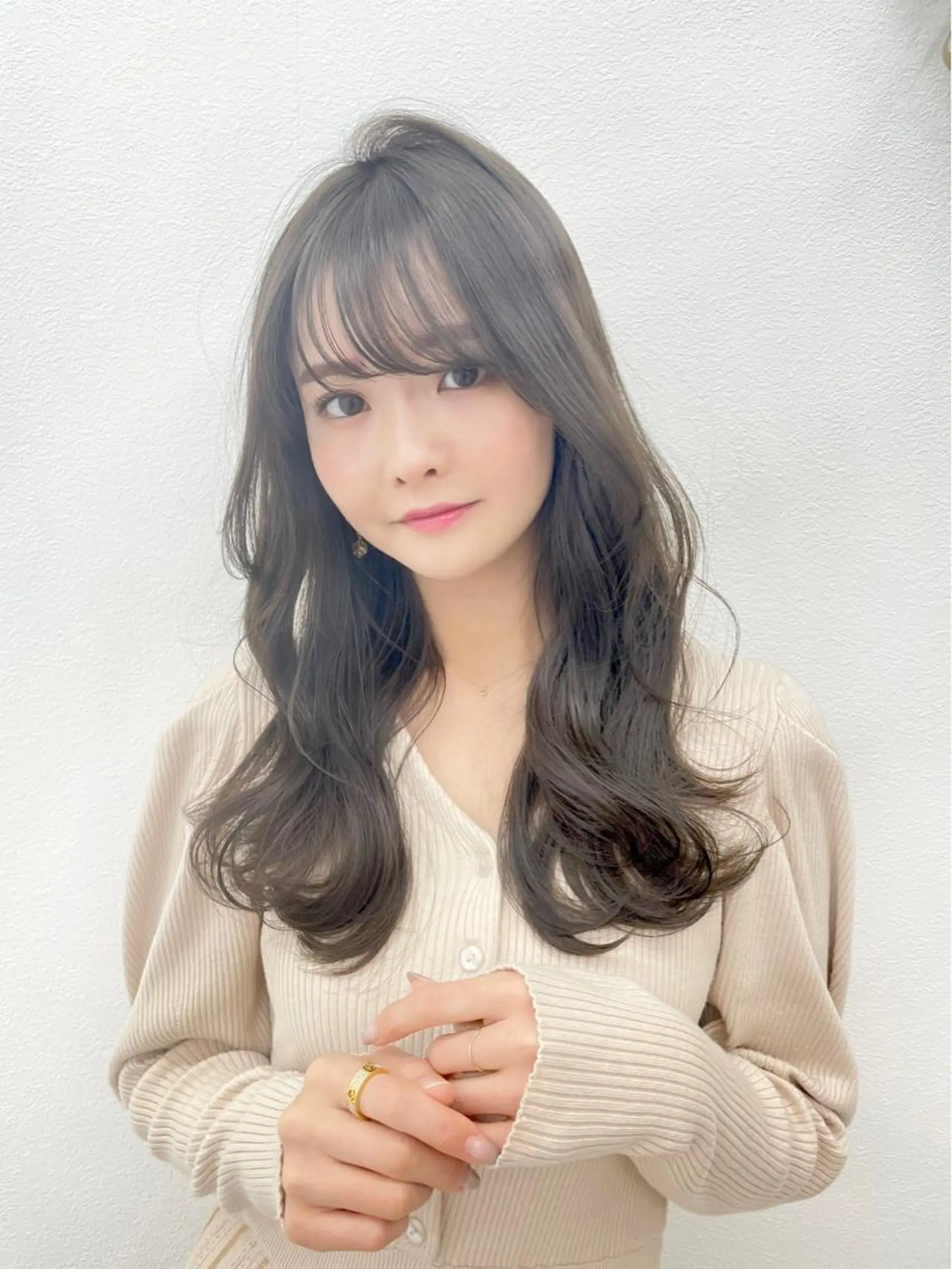 ロング カラー ブリーチ ケアブリーチ ダブルカラー イヤリングカラー ハイライトカラー カット ヘアカラー トリートメント 宮澤  タケル ミディアムヘアのヘアスタイル