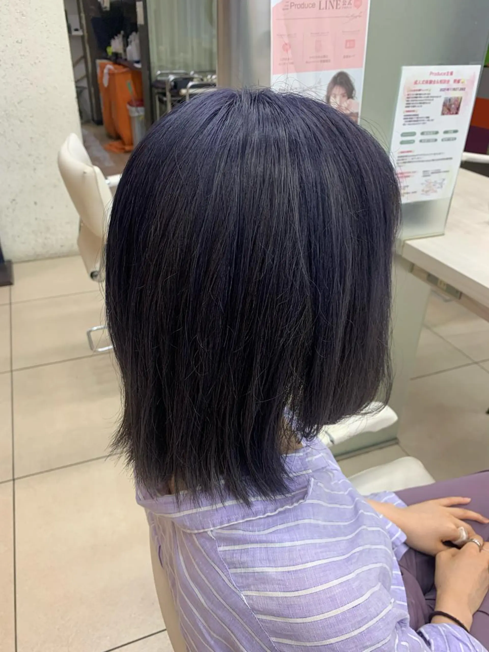 セミロング カラー バレイヤージュ ベージュカラー ブルーカラー 透明感カラー シルバー ヘアカラー トリートメント ✂︎レディース のメンズカット屋さんのヘアスタイル
