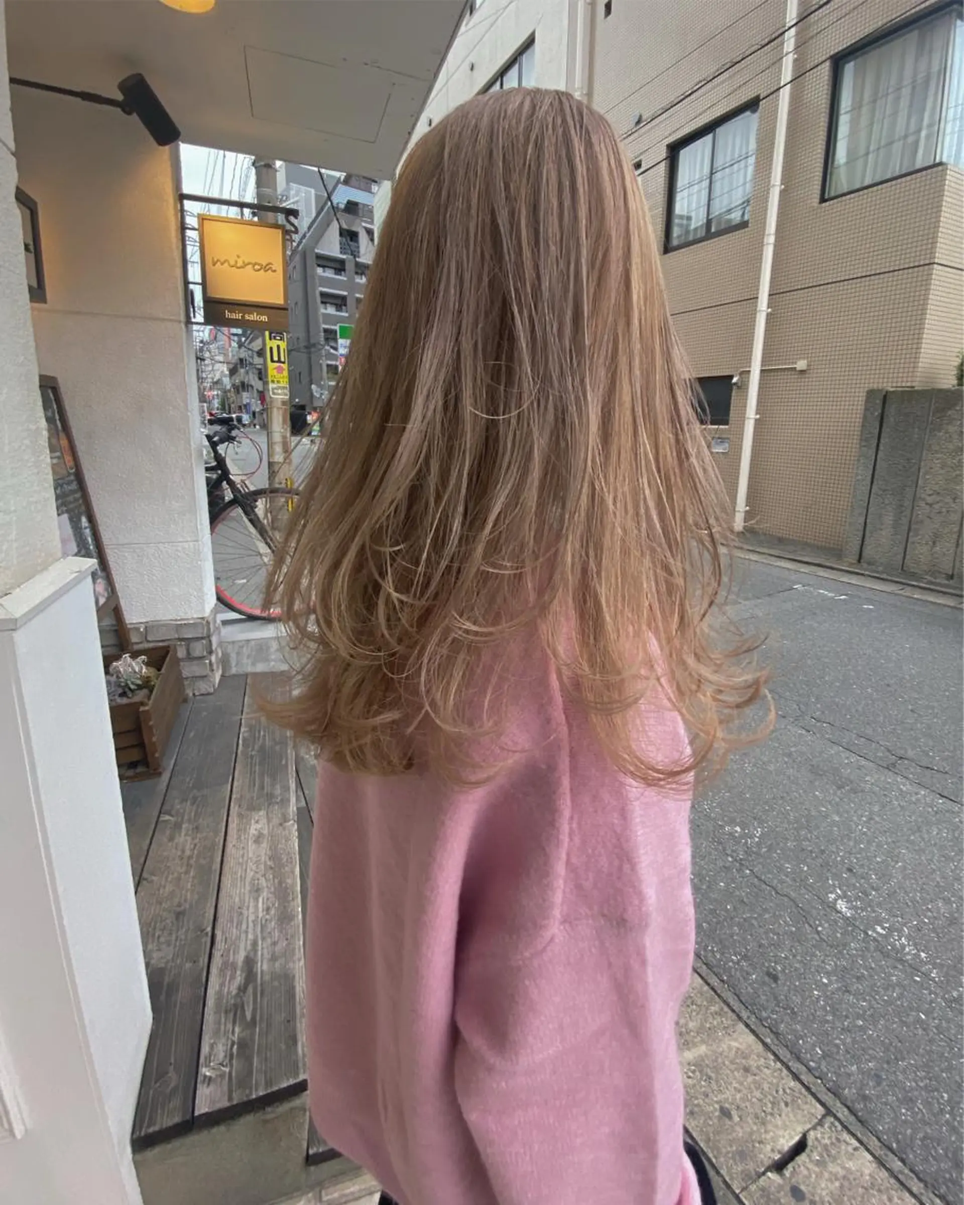 ロング レイヤーカット ヘアカラー トリートメント Musiiik hairのヘアスタイル