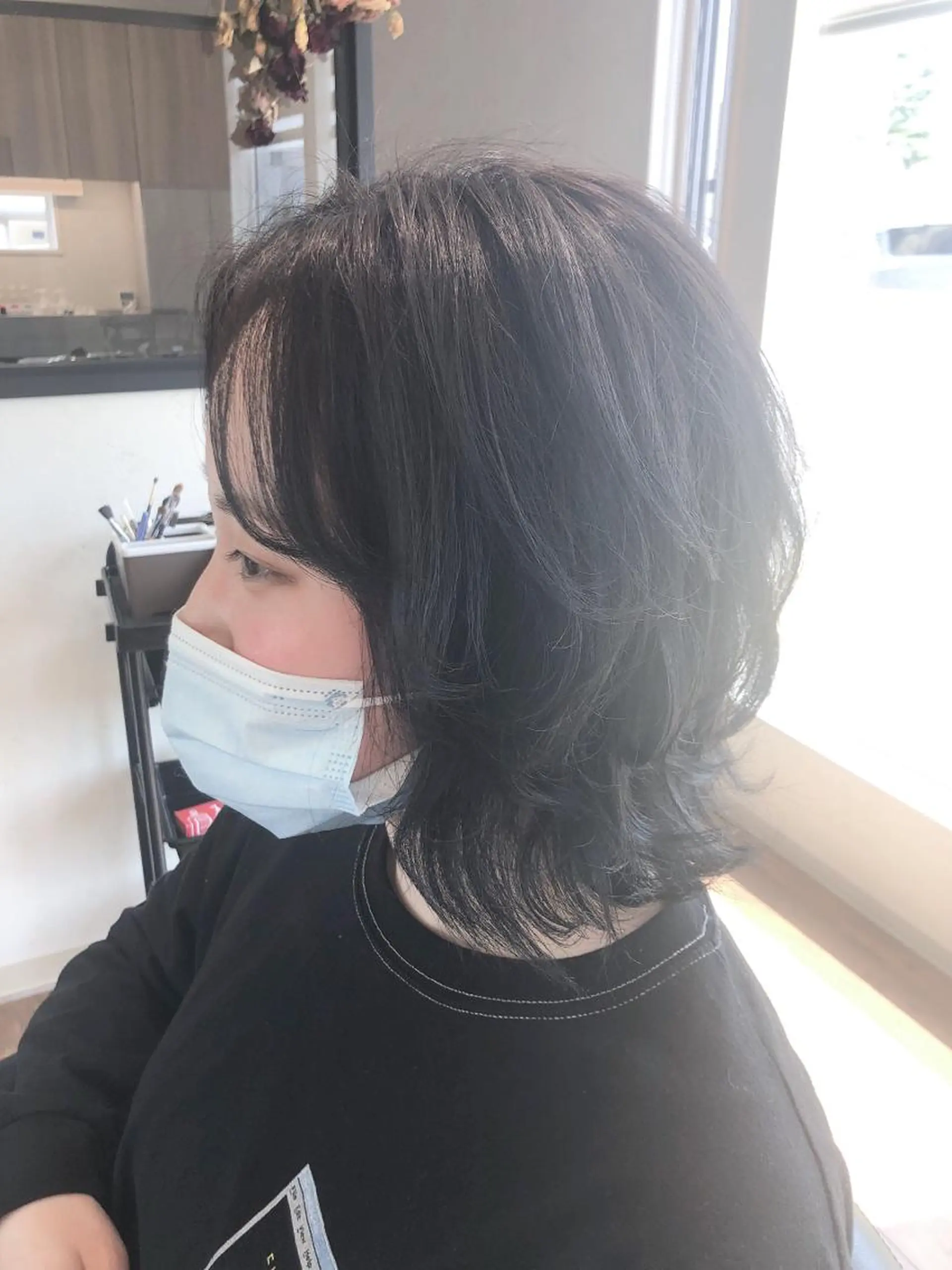 ミディアム カラー 大川 優佳のヘアスタイル
