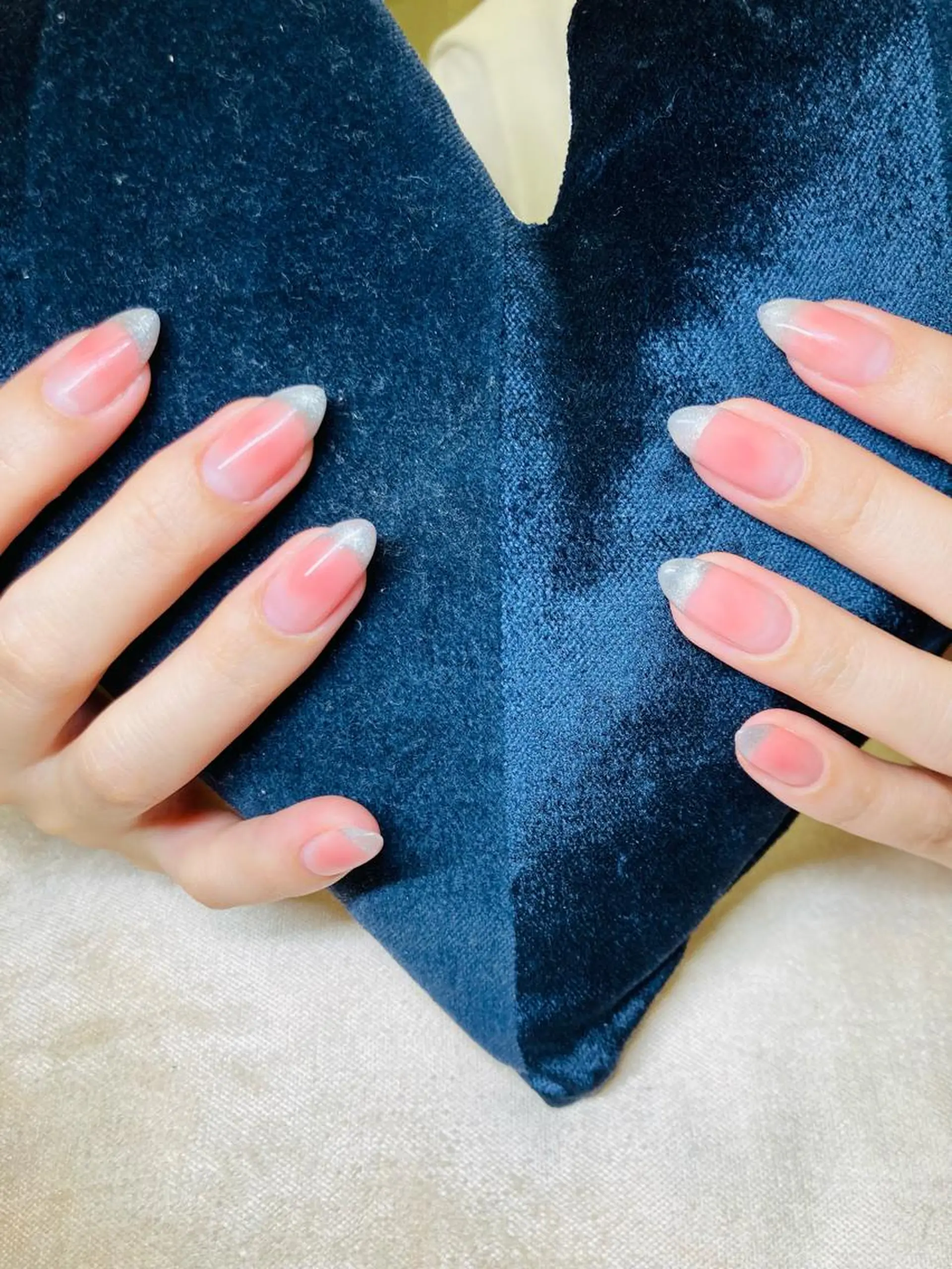 ネイル ECLAT エクラ所属・寺山 千鶴のネイルデザイン