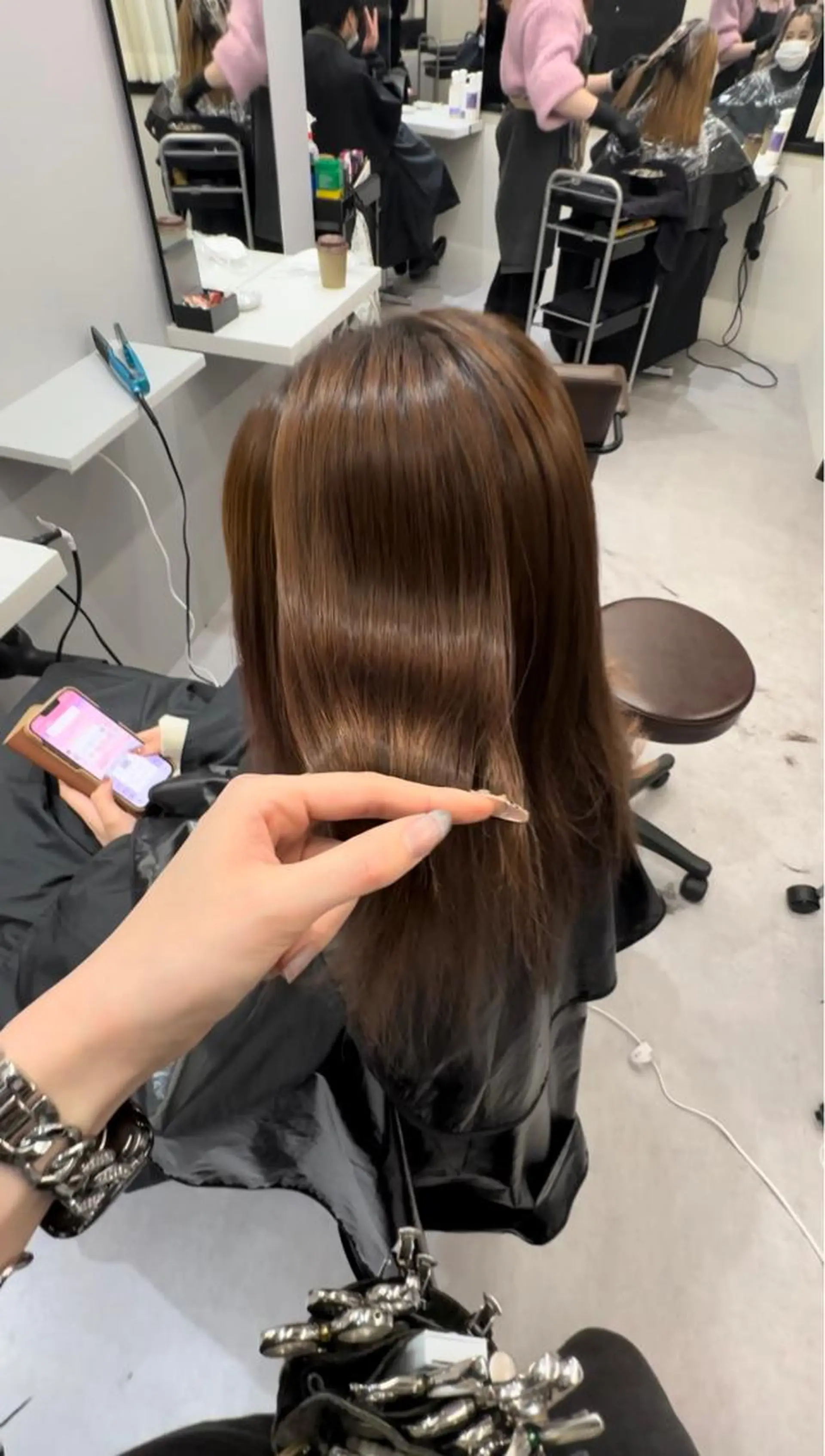 セミロング カット 縮毛矯正 トリートメント 韓国風✨髪質改善✨ 縮毛矯正✨松浦知奈美のヘアスタイル