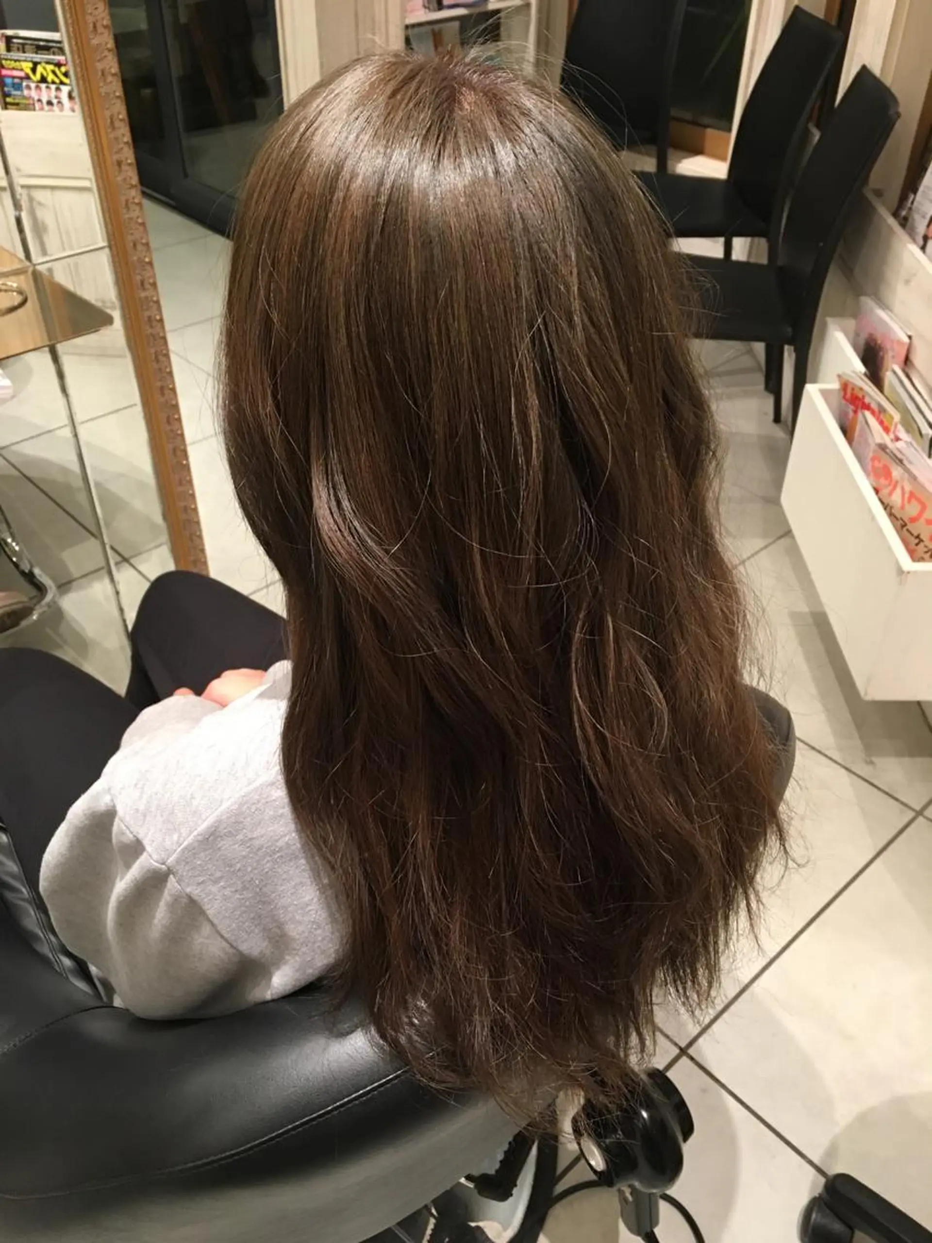 セミロング ロング カラー 永井大樹✨ 透明感カラー✨のヘアスタイル