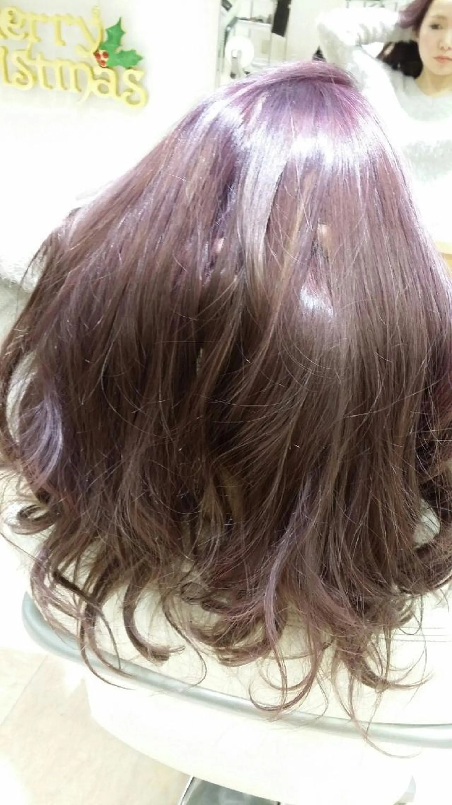 ロング カラー ヘアアレンジ ピンクカラー きむえり/髪質改善 /うねり広がり改善のヘアスタイル