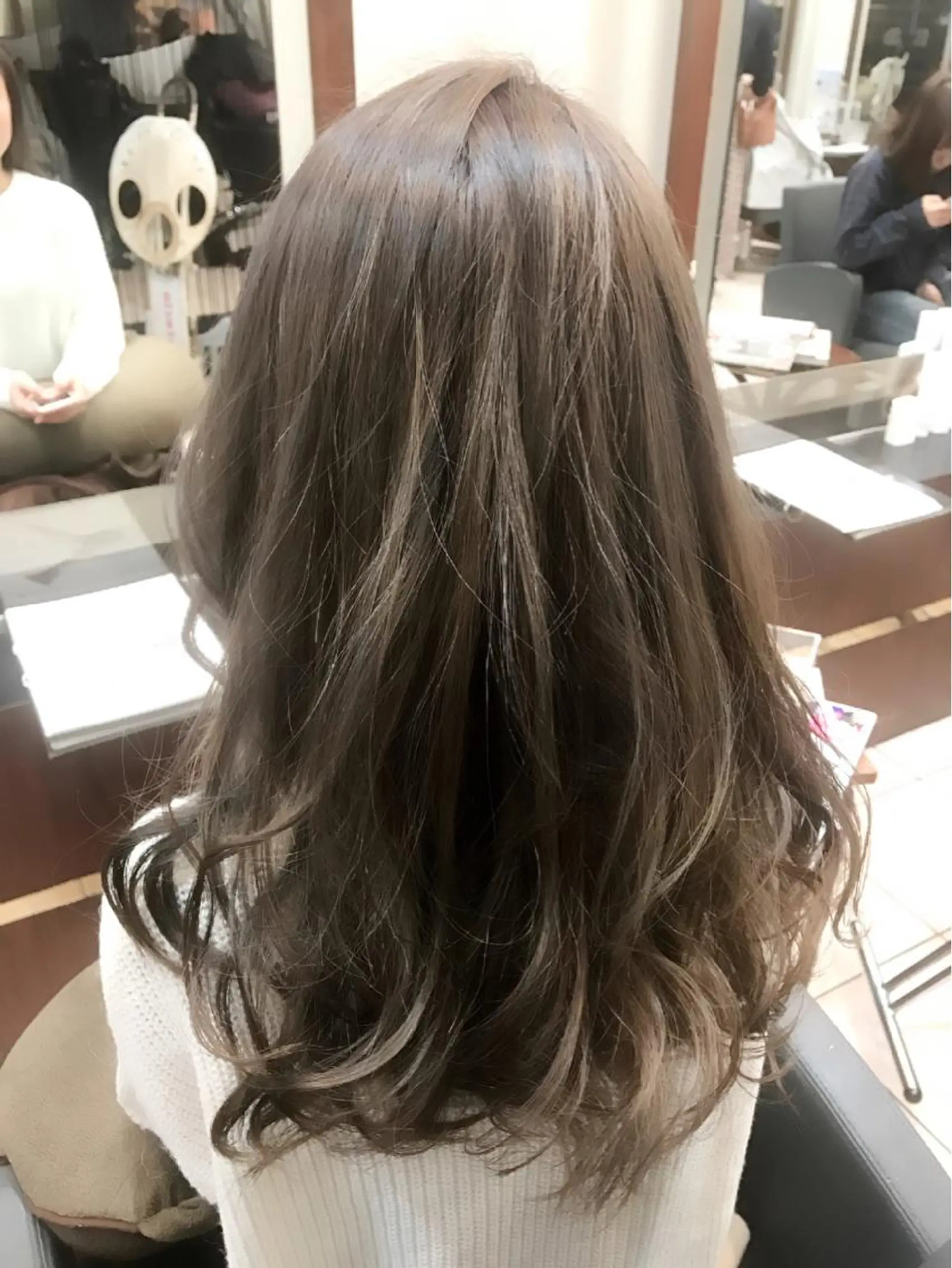 ミディアム カラー 透明感韓国ヘア♡ みつきのヘアスタイル