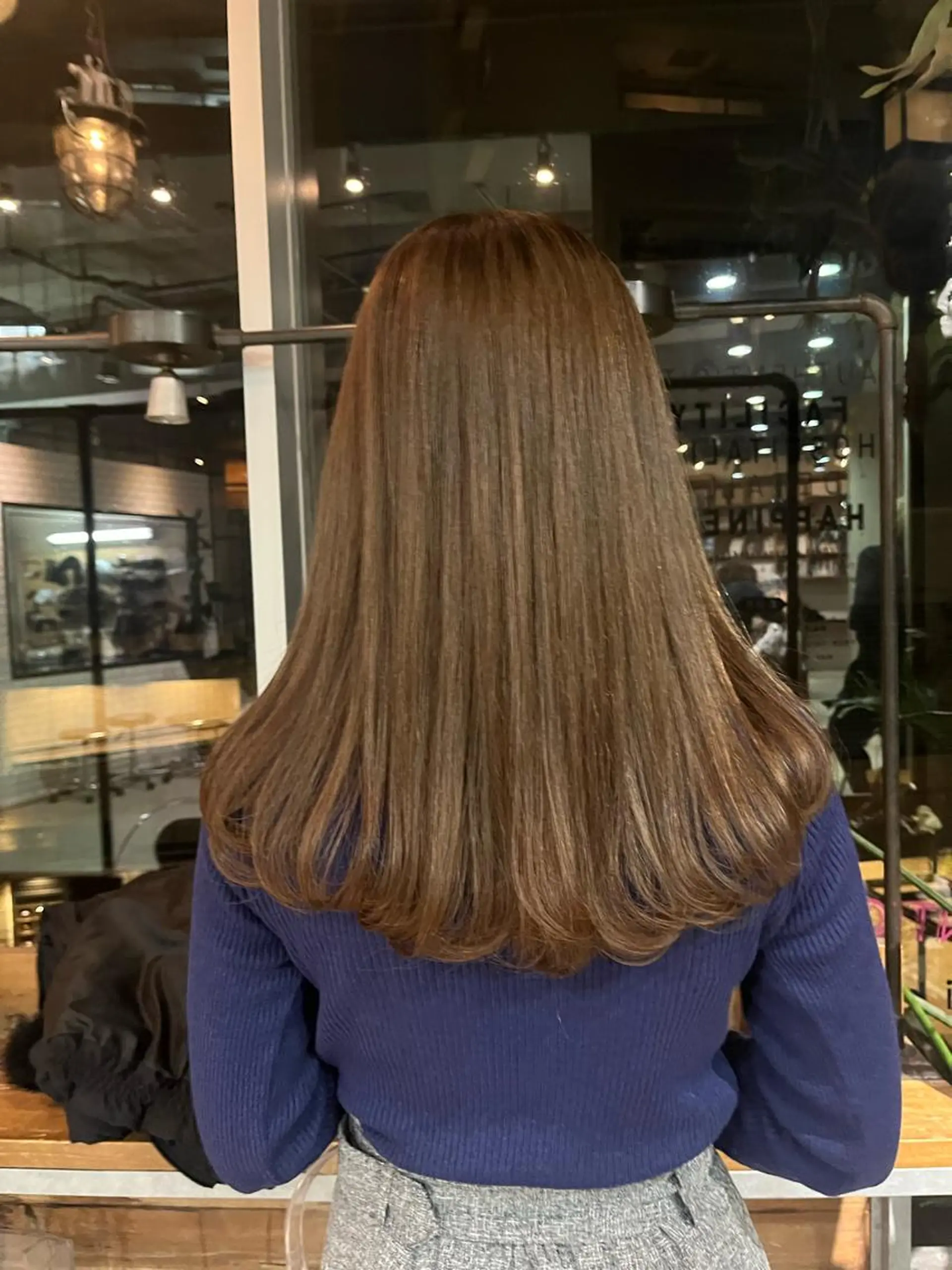 セミロング ボブ/ベージュ/ パーマ🪿近森ゆいのヘアスタイル