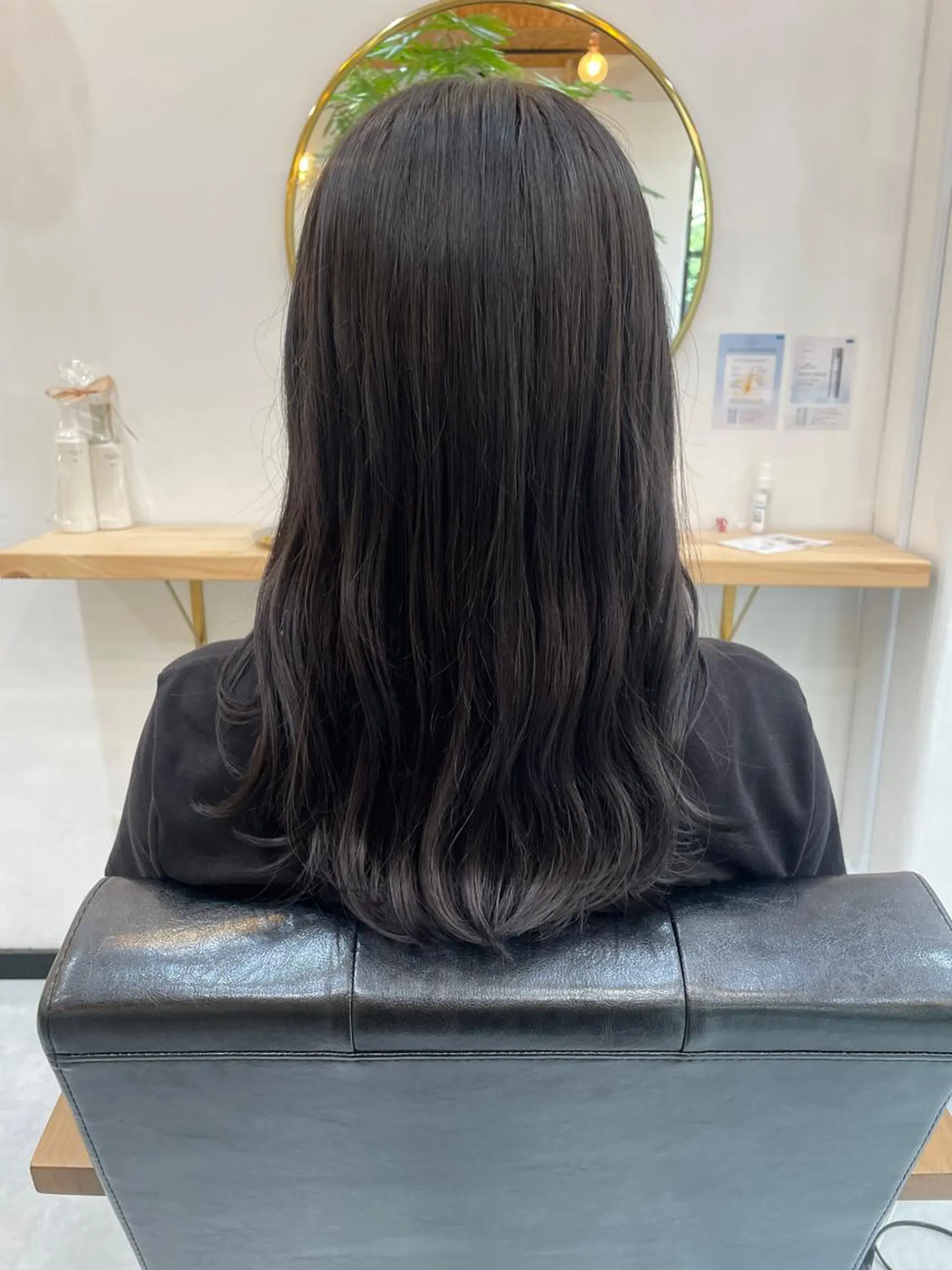 ロング カラー ヘアカラー トリートメント CARICIA 白木 由里加/新栄のヘアスタイル