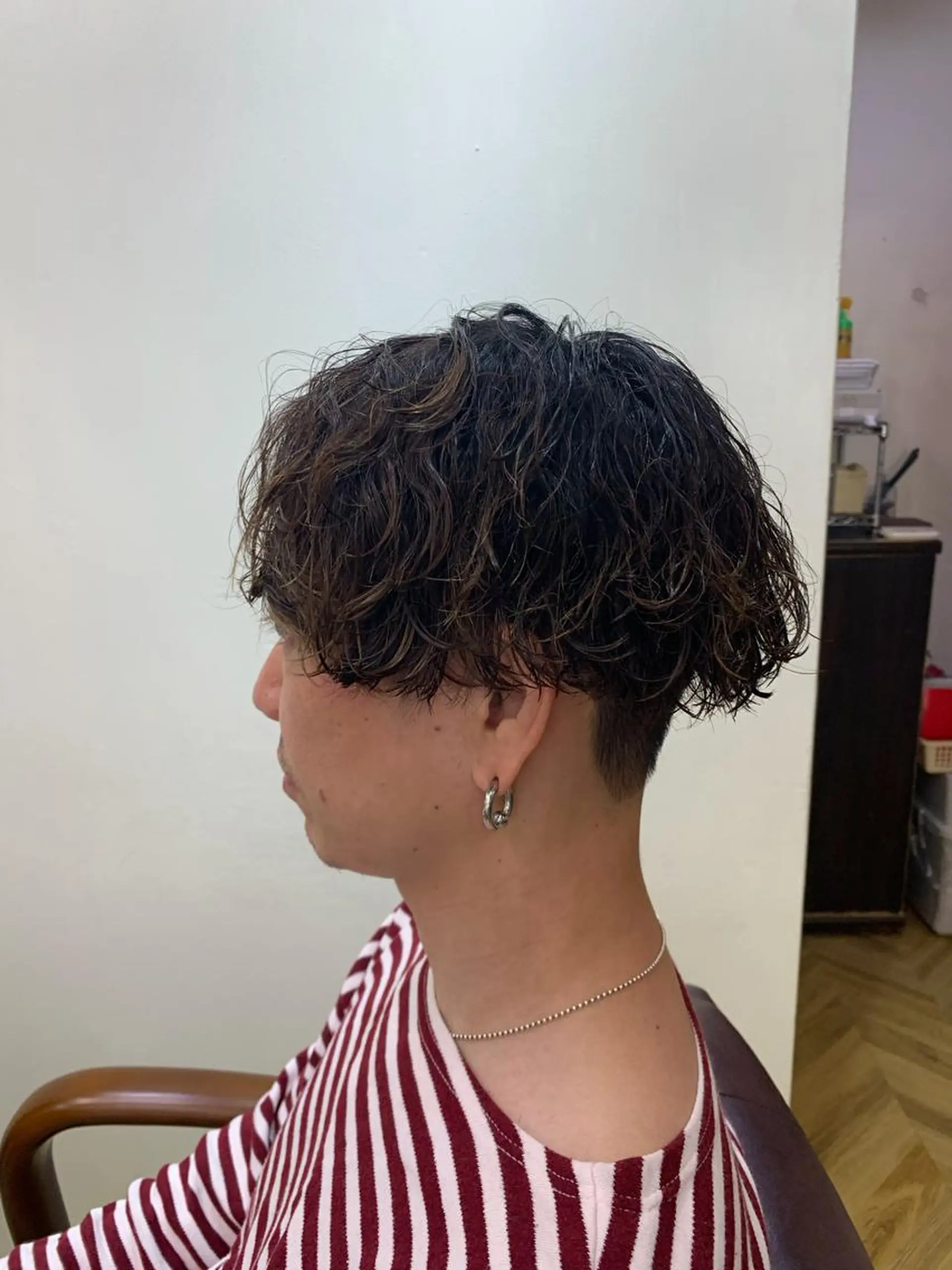 ショート パーマ スパイラルパーマ ヘアースコール所属・髪のお悩み解決サロン 髪質改善ケイスケのヘアスタイル