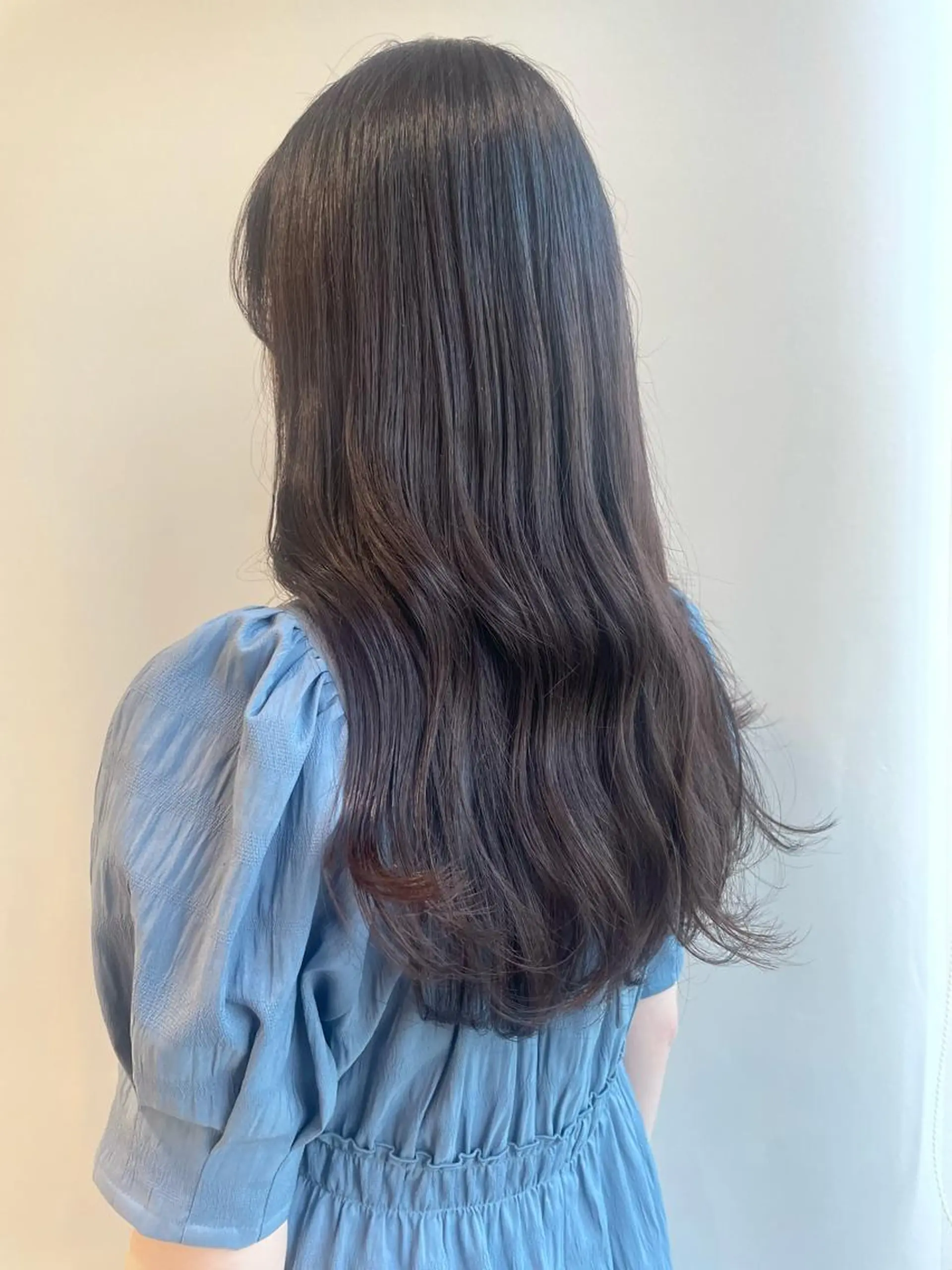 ロング カラー カット ヘアカラー トリートメント 山口 莉奈のヘアスタイル