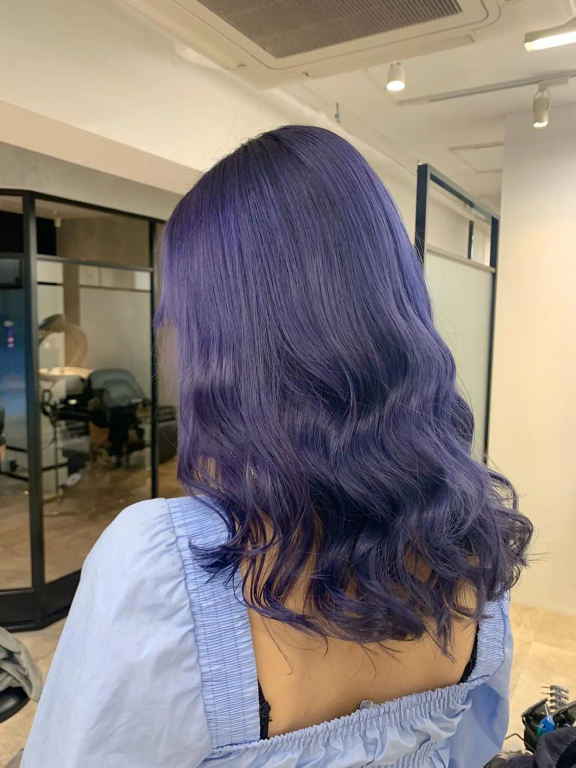 セミロング カラー ヘアカラー トリートメント 及川シゲル 髪質改善講師のヘアスタイル