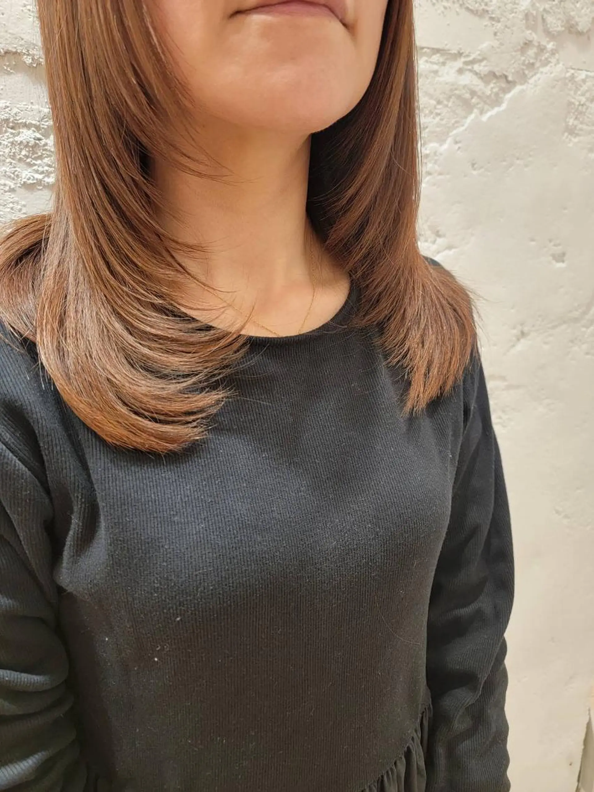 ミディアム 顔周りカット レイヤーカット 透明感カラー⭐︎ コナツのヘアスタイル