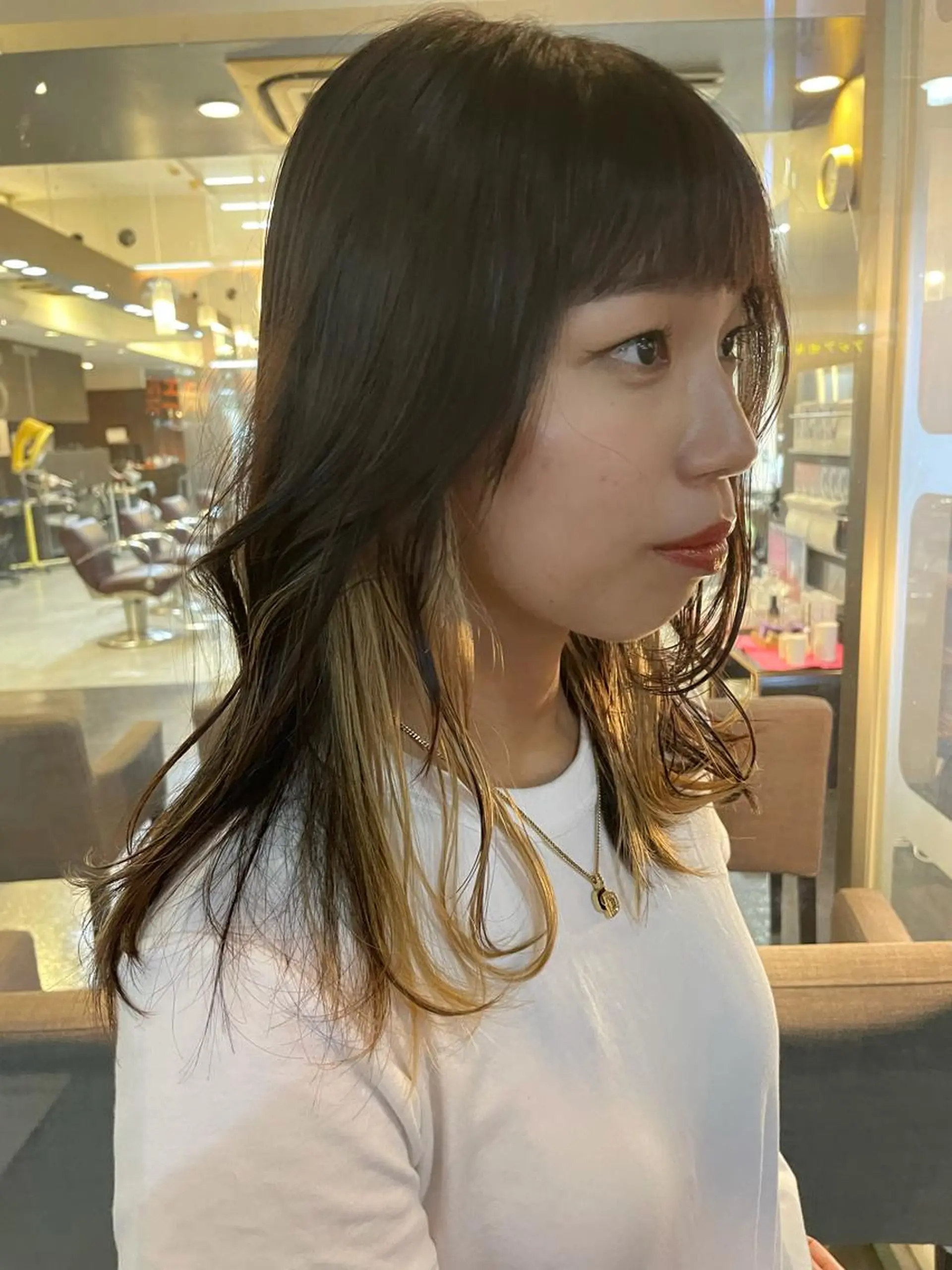 セミロング カラー イヤリングカラー risa 。のヘアスタイル