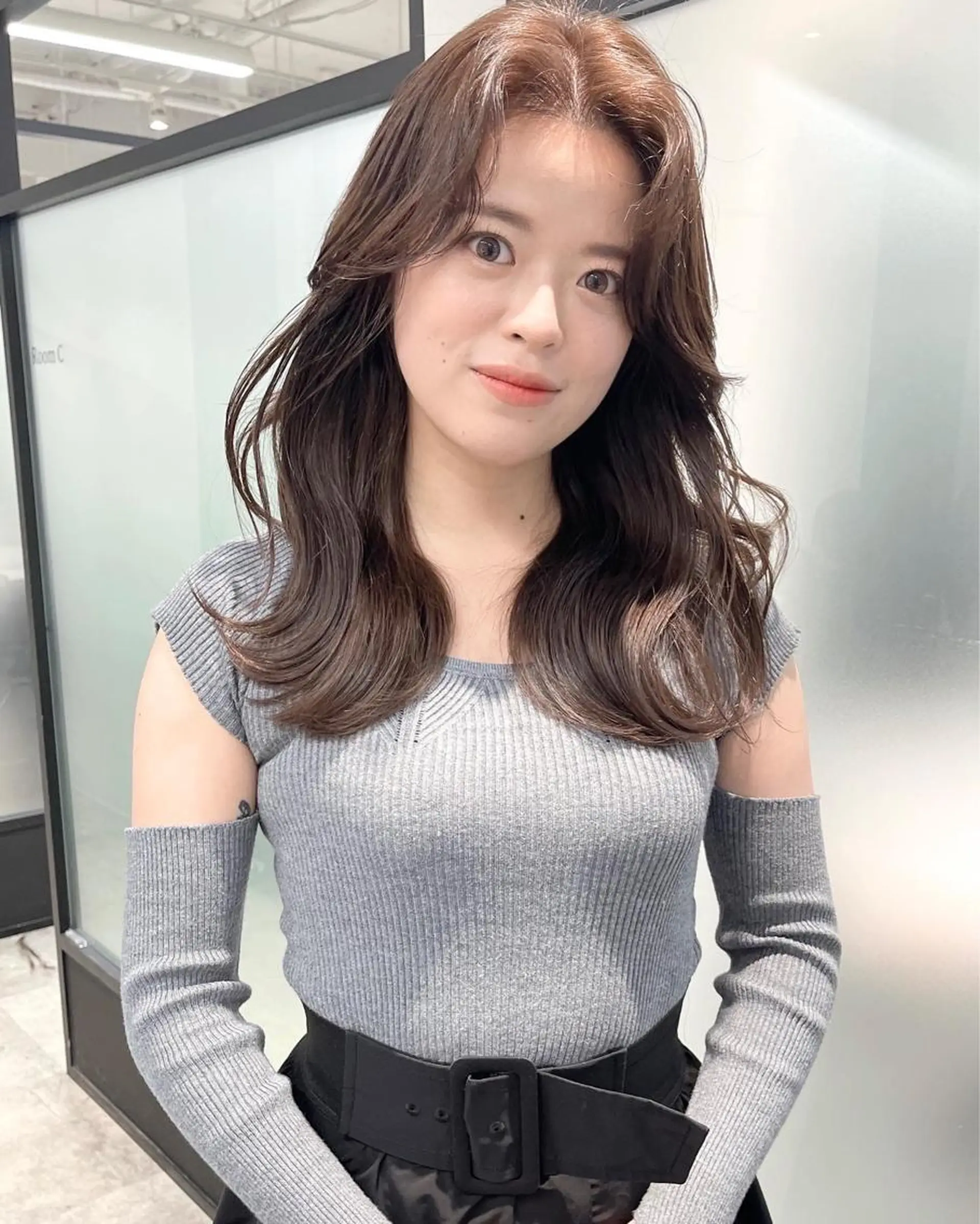 ロング 韓国風ヘア レイヤーカット カット ヘアカラー トリートメント 韓国レイヤーカット 髪質改善▫️水野有真のヘアスタイル