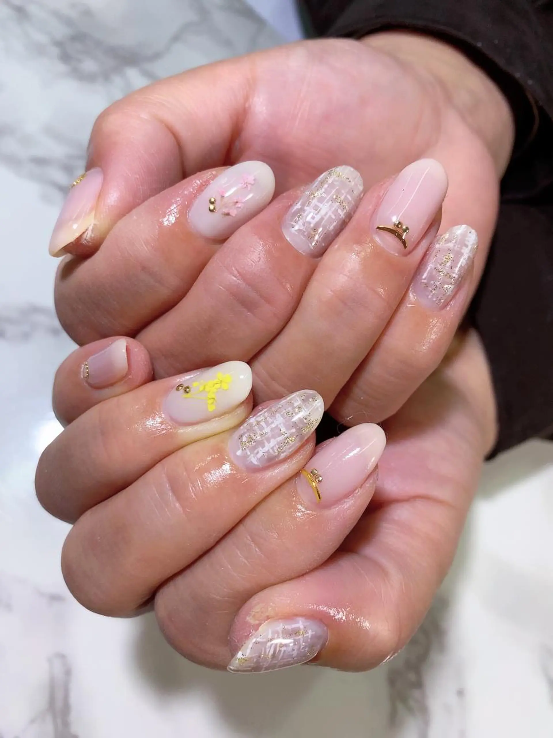 ネイル 春ネイル ツイードネイル private salon NIKOのネイルデザイン