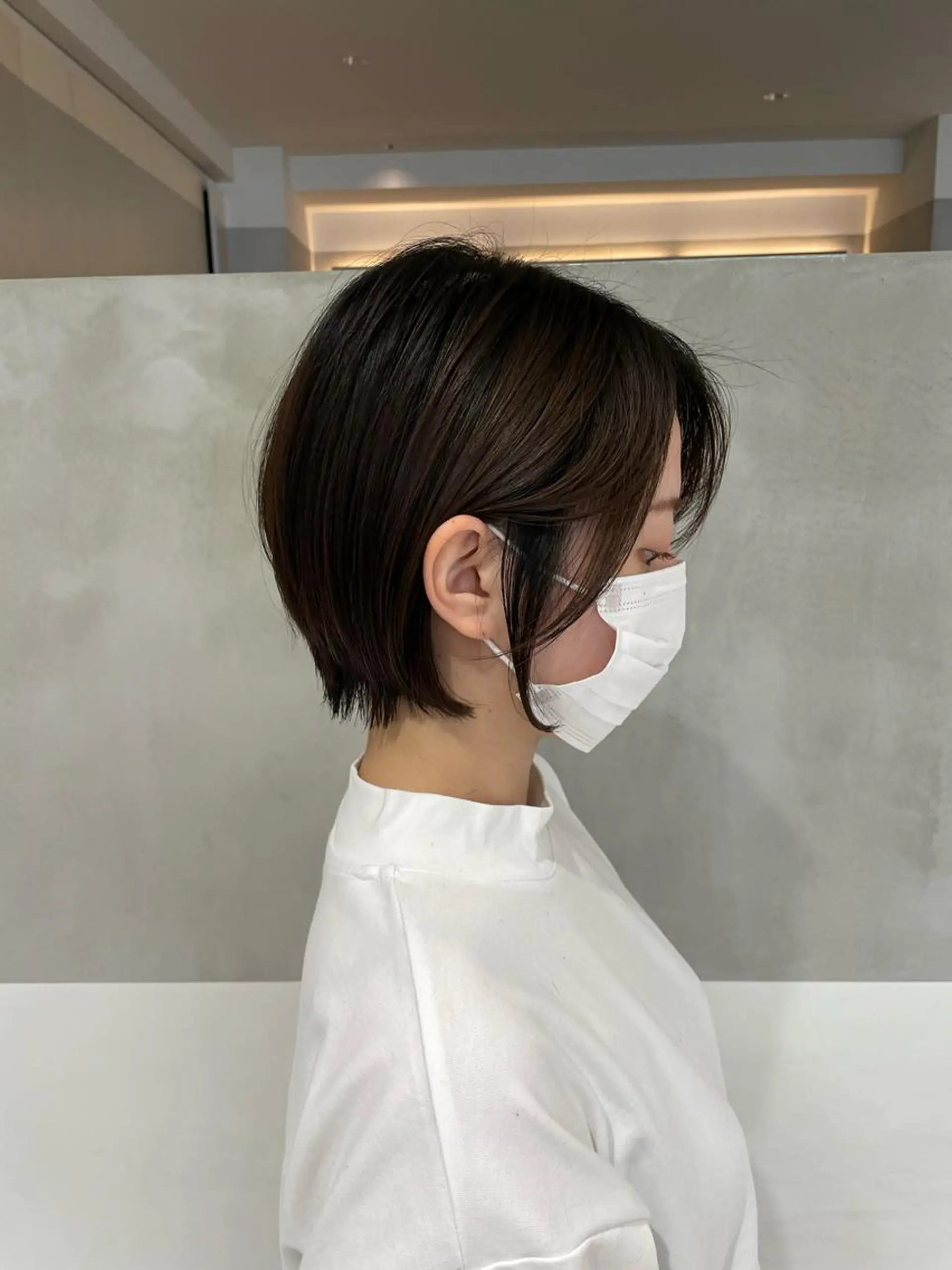 ショート オリーブ カラー✨有坂映哉のヘアスタイル