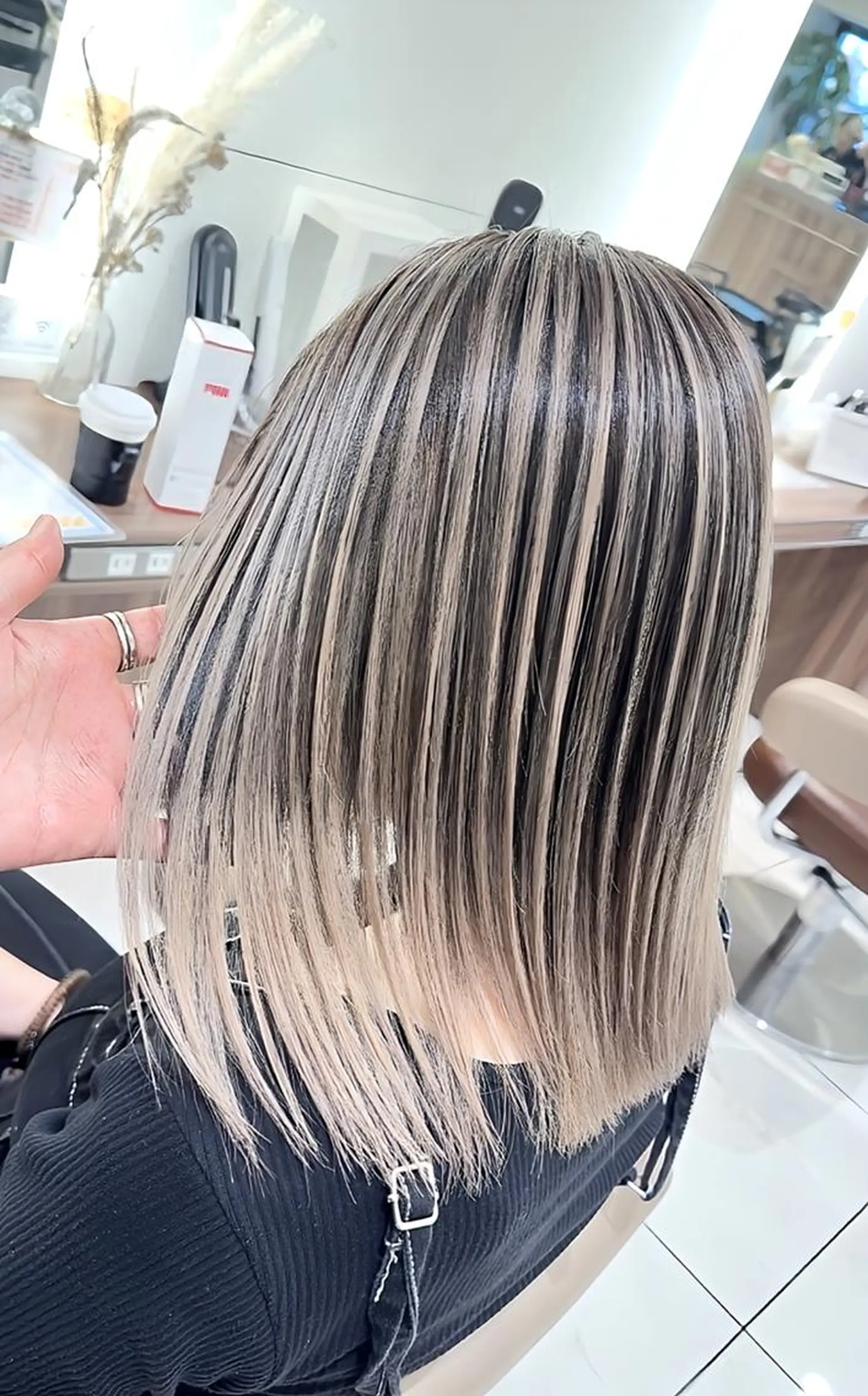 ロング カラー バレイヤージュ 髪質改善 レイヤーカット カット ヘアカラー トリートメント 山崎俊輔/髪質改善 /バレイヤージュのヘアスタイル