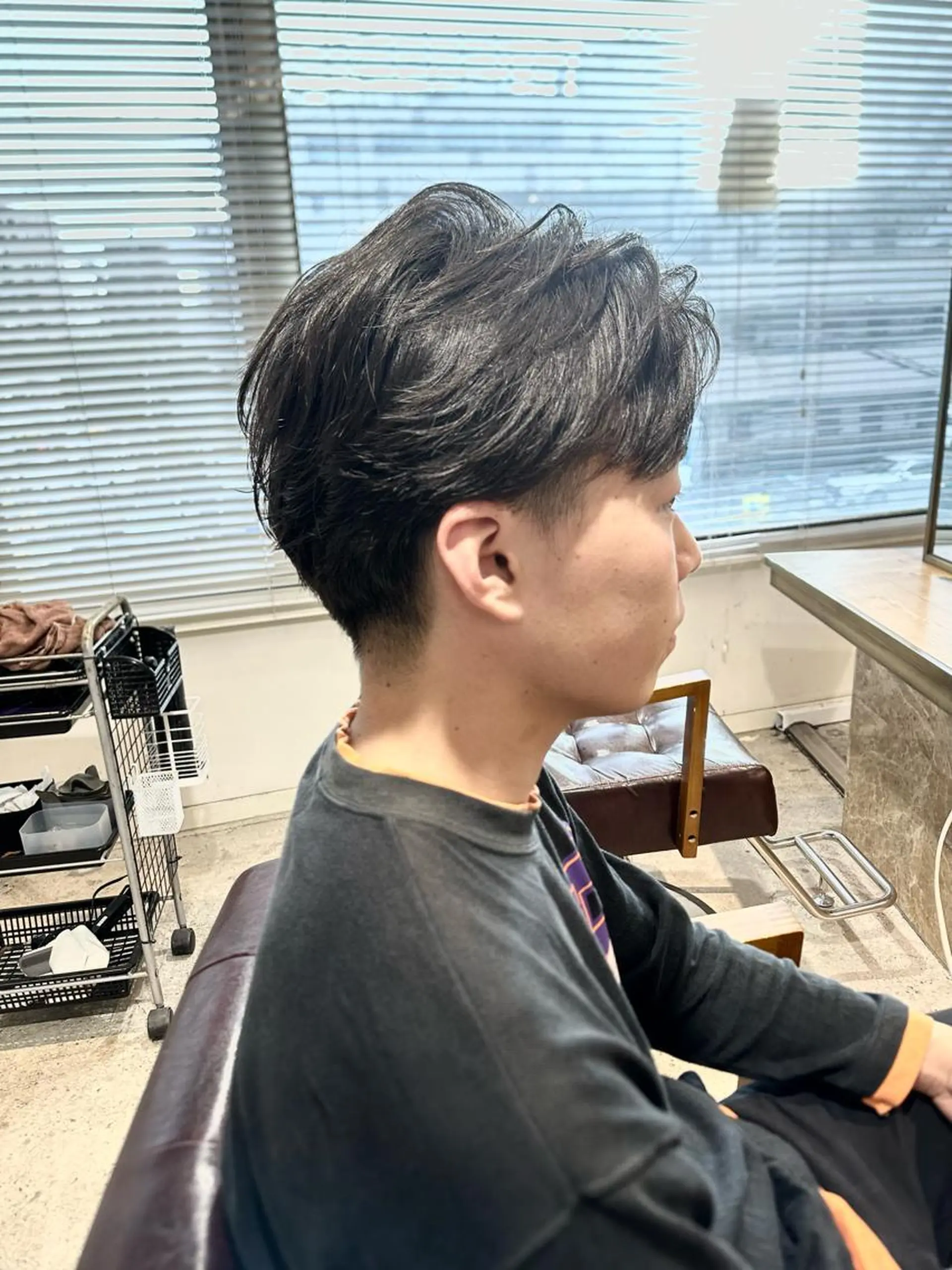 メンズ メンズ韓国風 マッシュ 刈り上げ anoたまプラーザ 牧野直樹のヘアスタイル