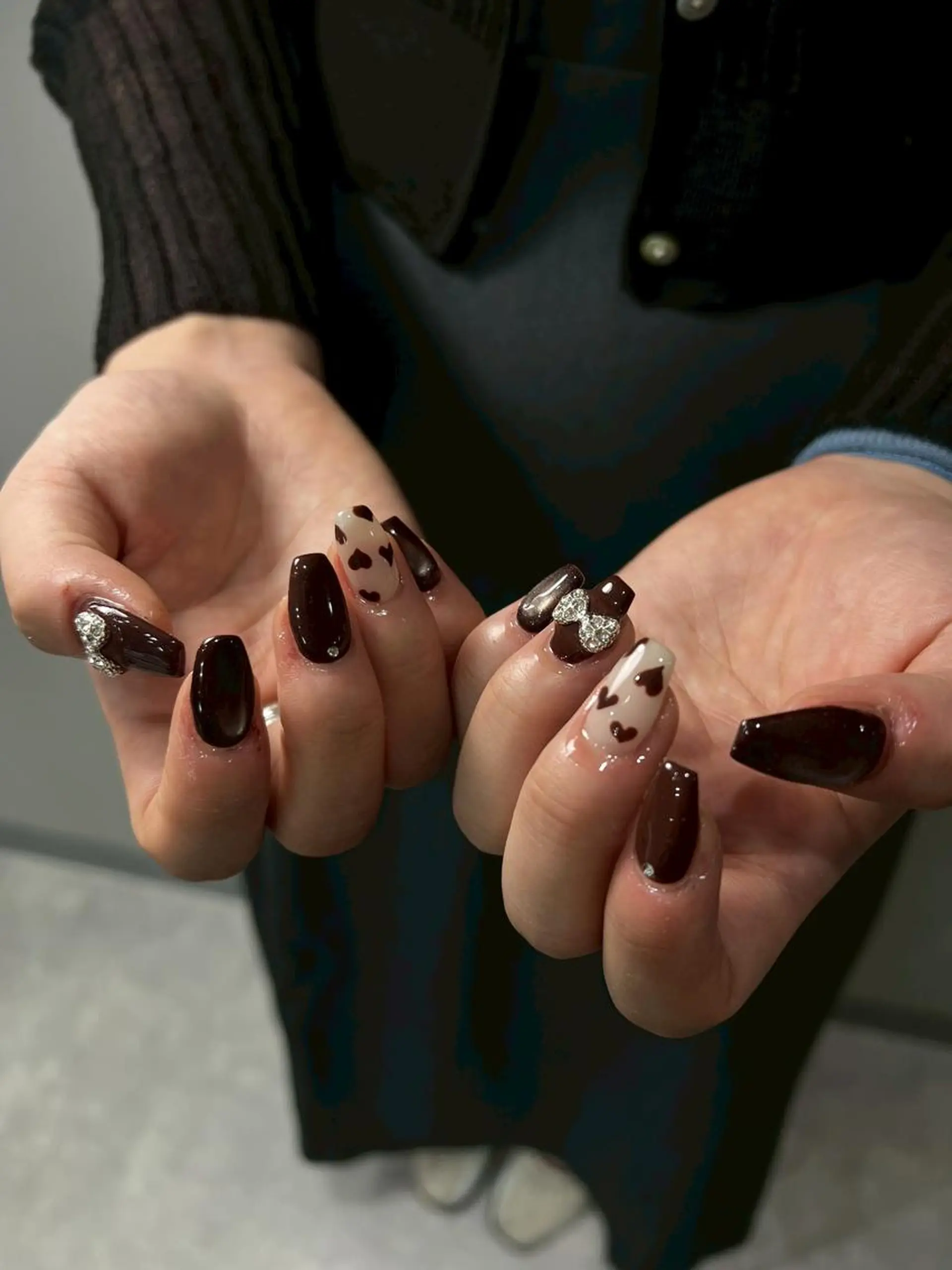 ネイル 持ち込み ストーンネイル ハンドネイル DL•BEAUTY / YUIのネイルデザイン