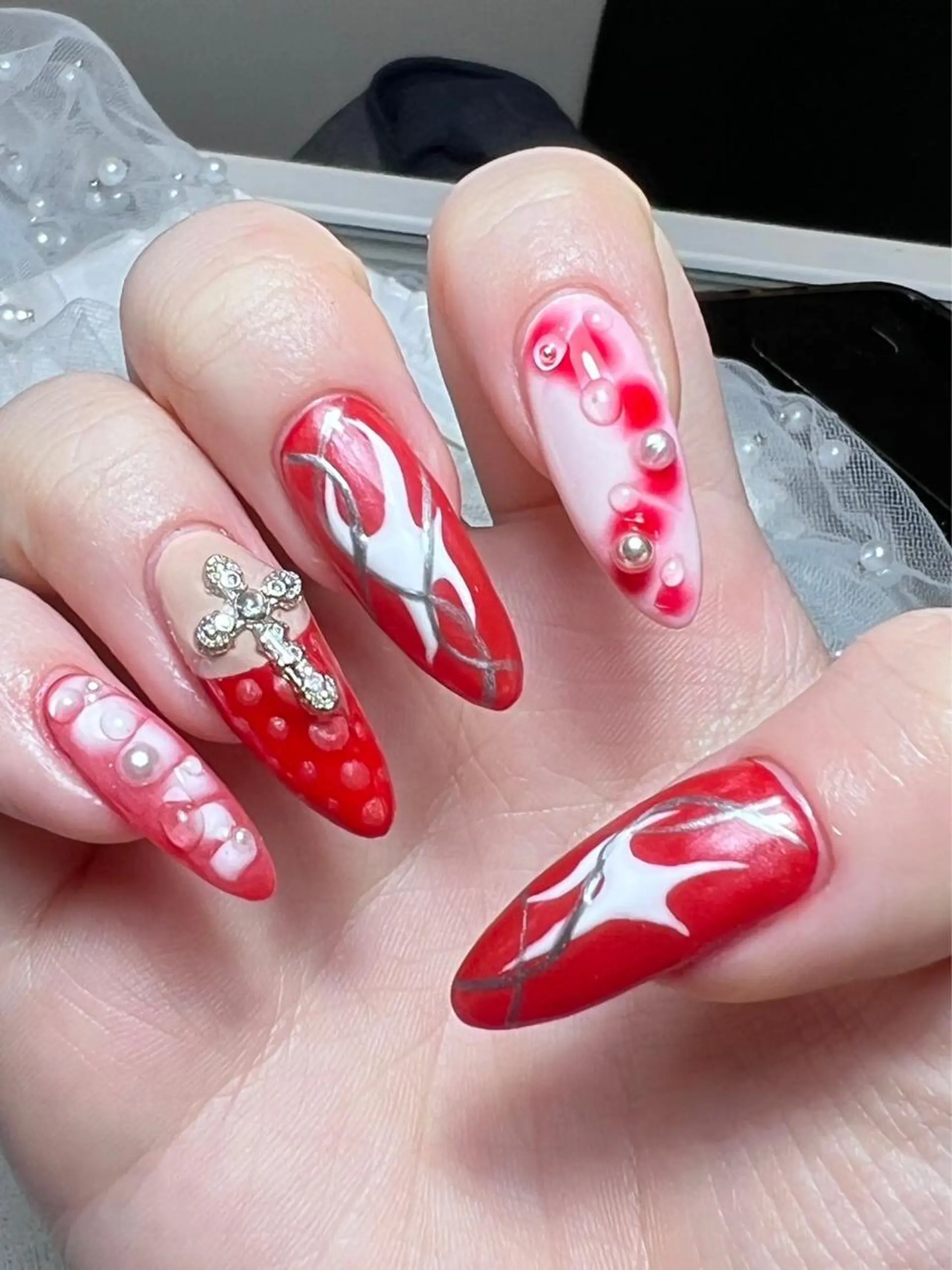 ネイル Eveネイル チップスカルプ専門店のネイルデザイン