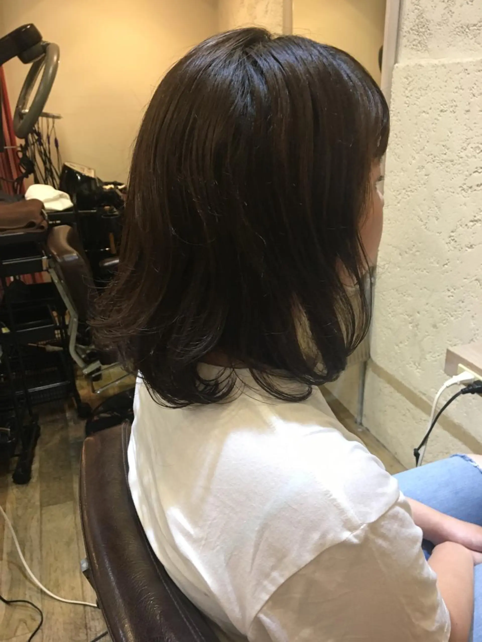 ミディアム 玉邑 美菜のヘアスタイル