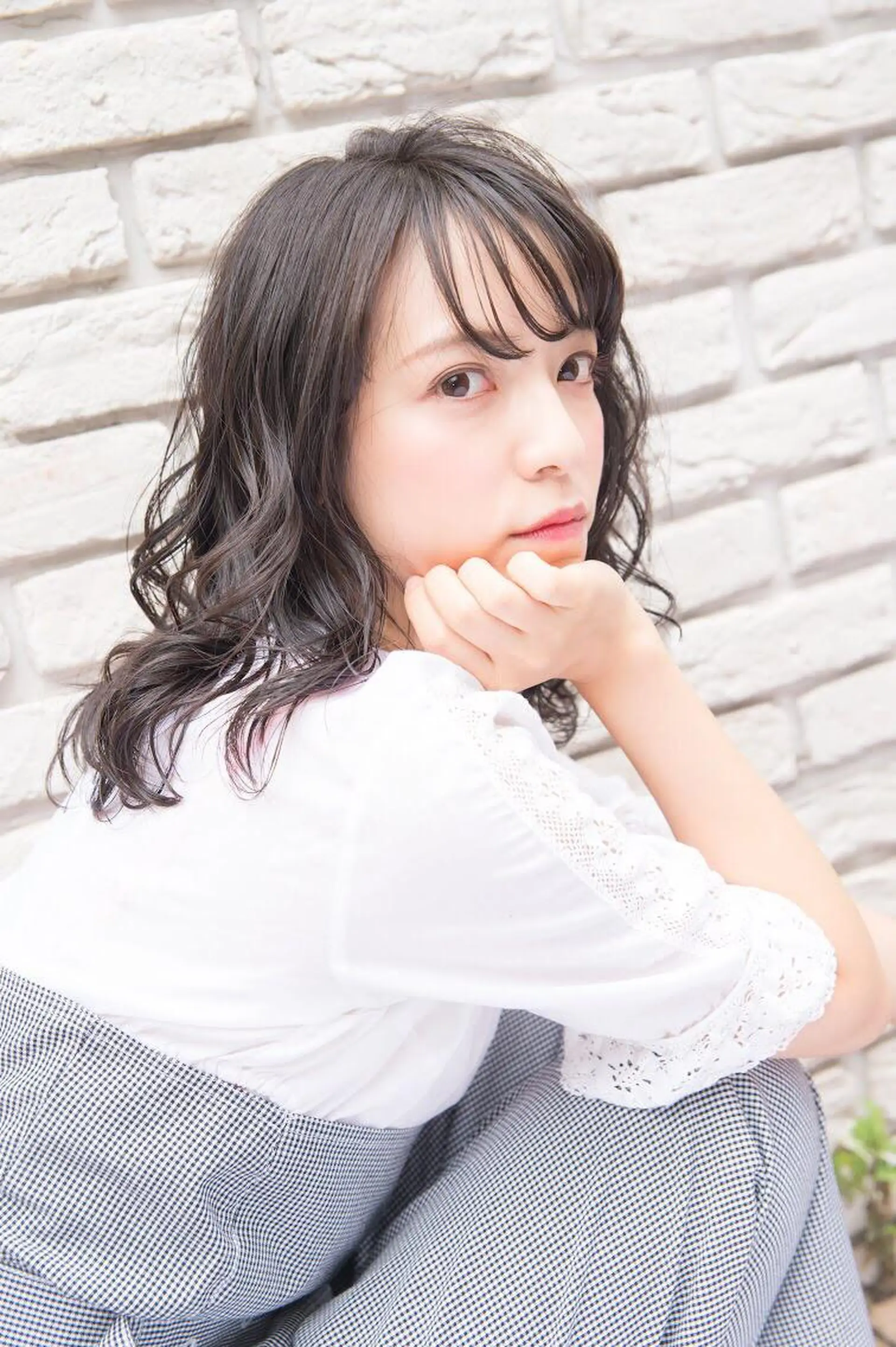 ミディアム 澤崎 智代のヘアスタイル