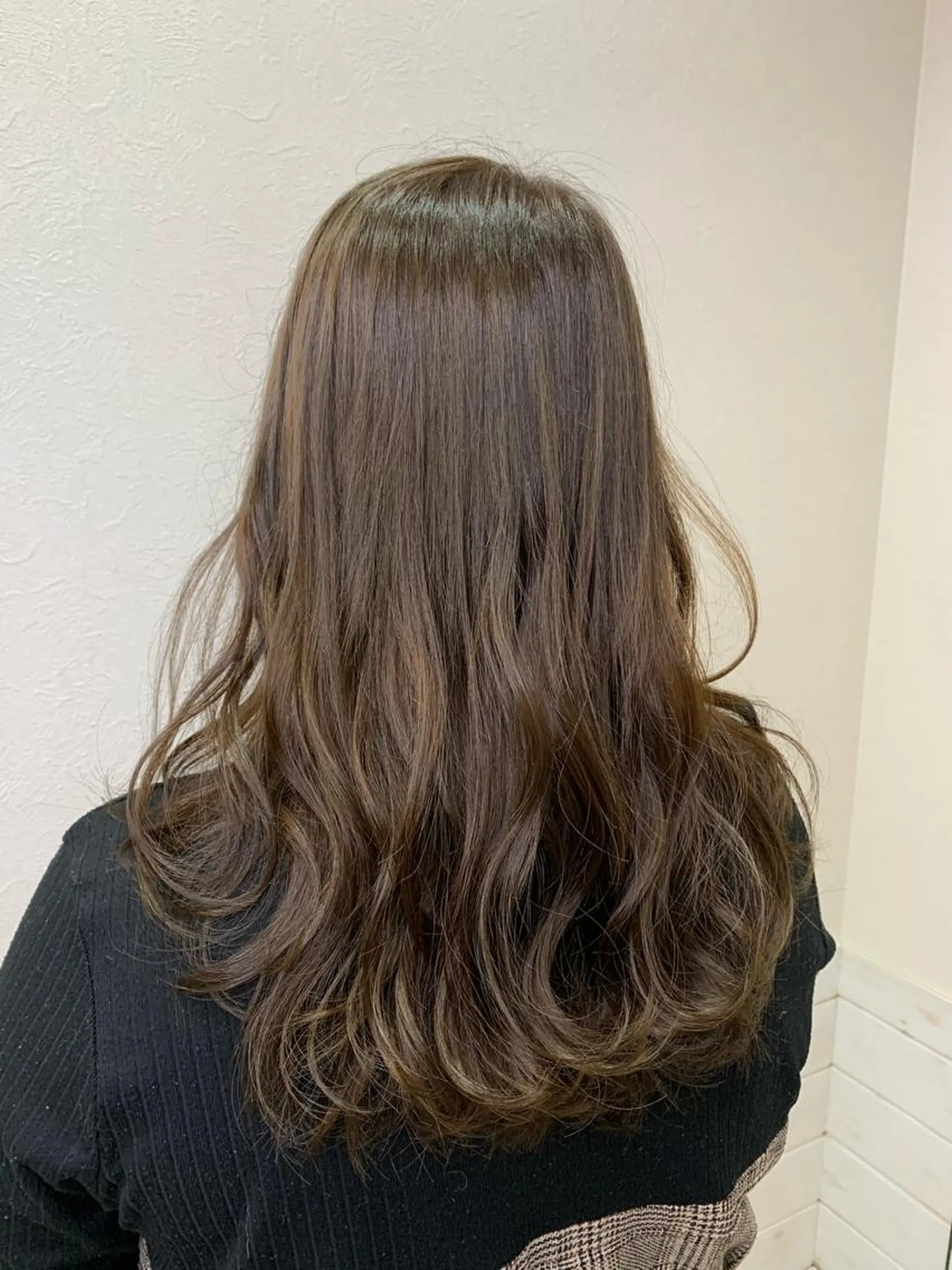 ロング カラー lucia RYOのヘアスタイル