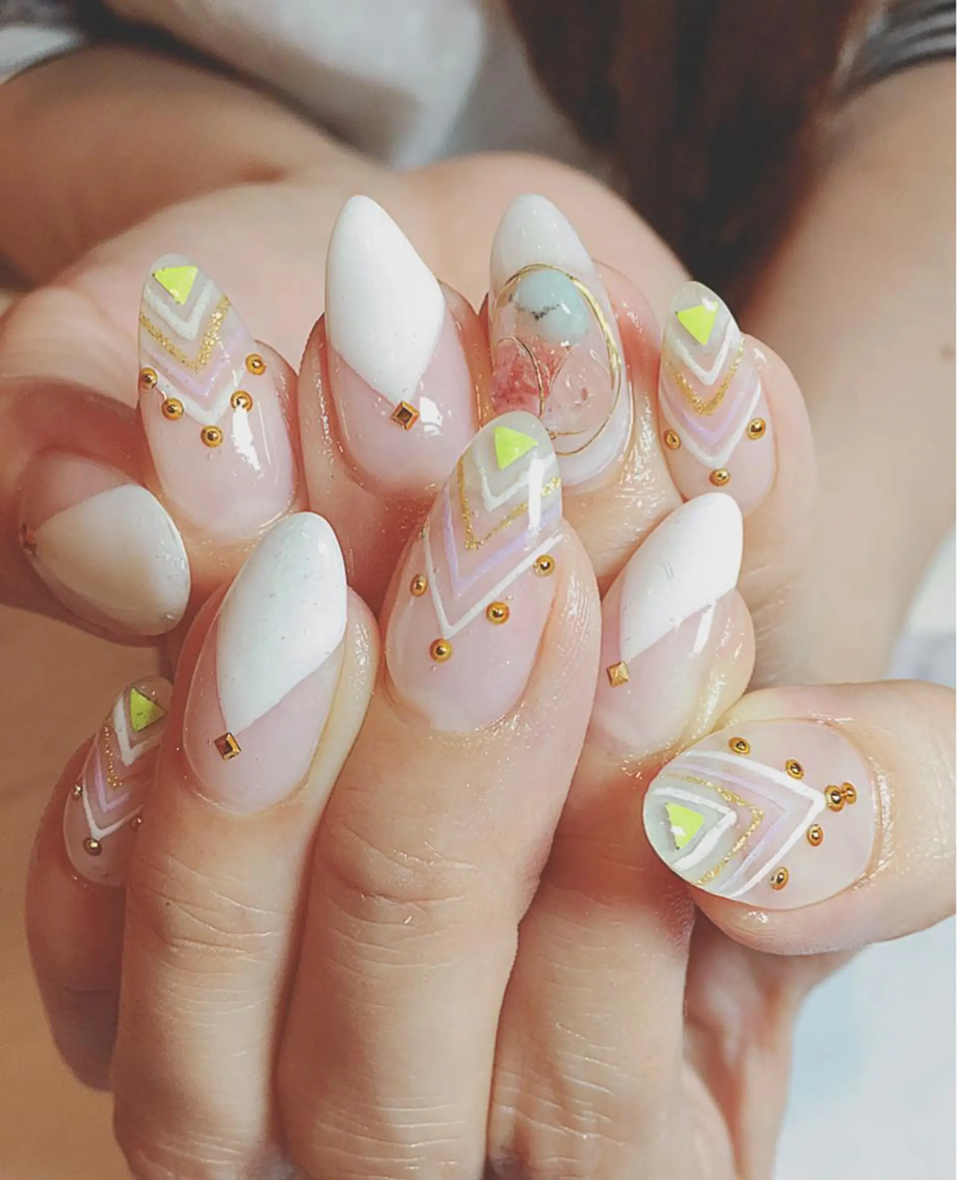 ネイル ハンドネイル ハンドケア 森山 舞のネイルデザイン