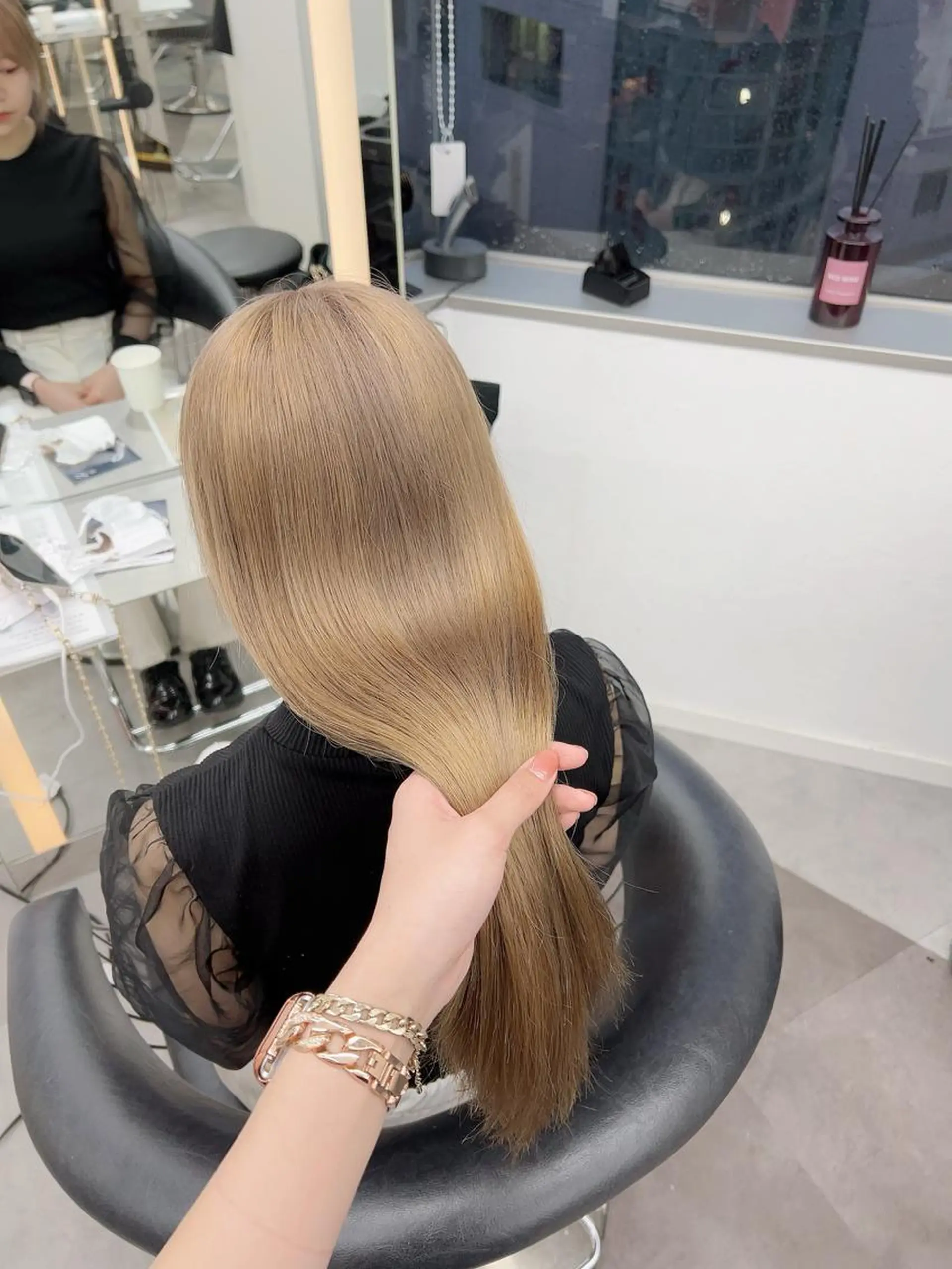 カラー 莉乃/縮毛矯正/髪質 改善/艶カラーのヘアスタイル