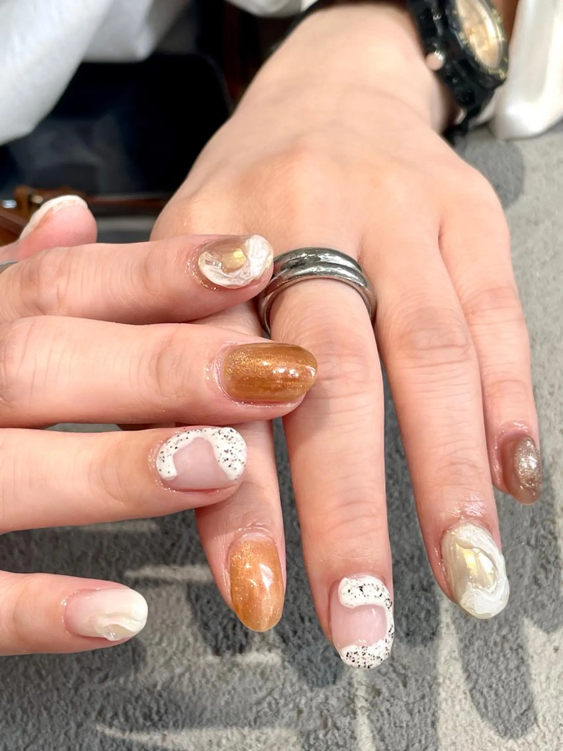 ショート m kaori𓃟のネイルデザイン