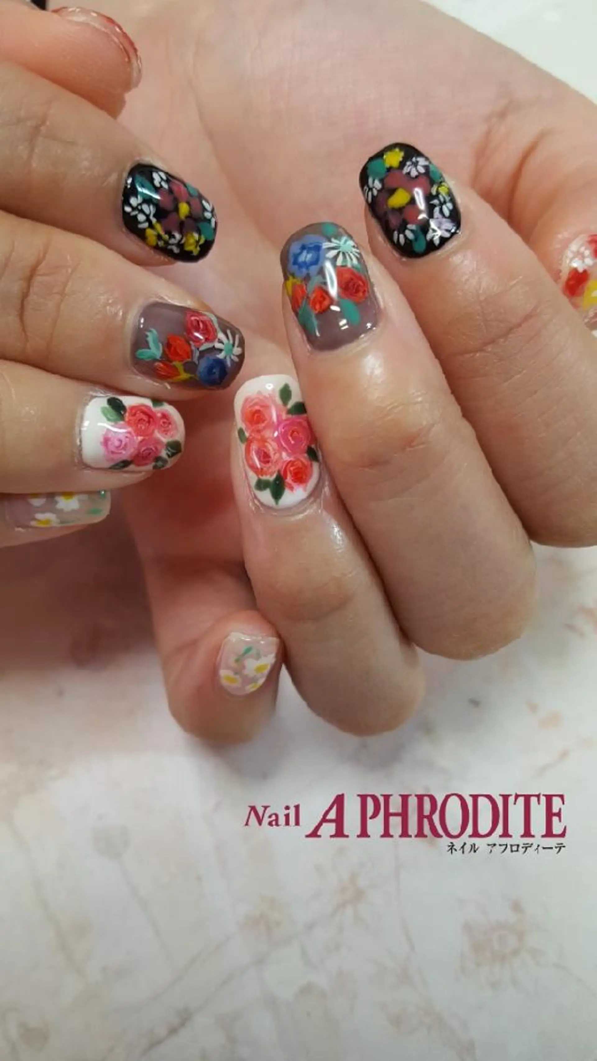 ネイル Nail  Aphroditeのネイルデザイン