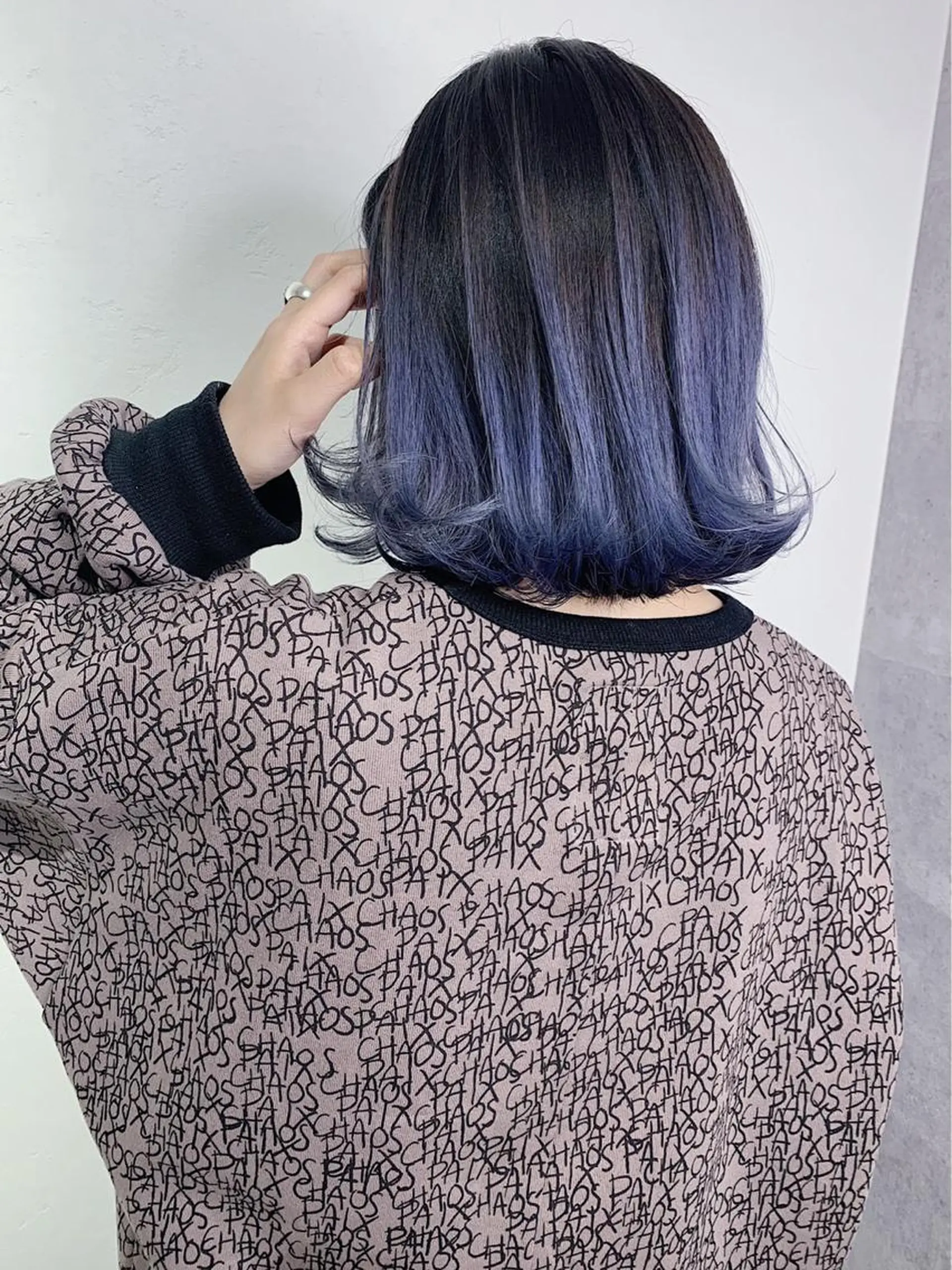 ミディアム カラー ブリーチ トリートメント _WHITE 難波本店のヘアスタイル