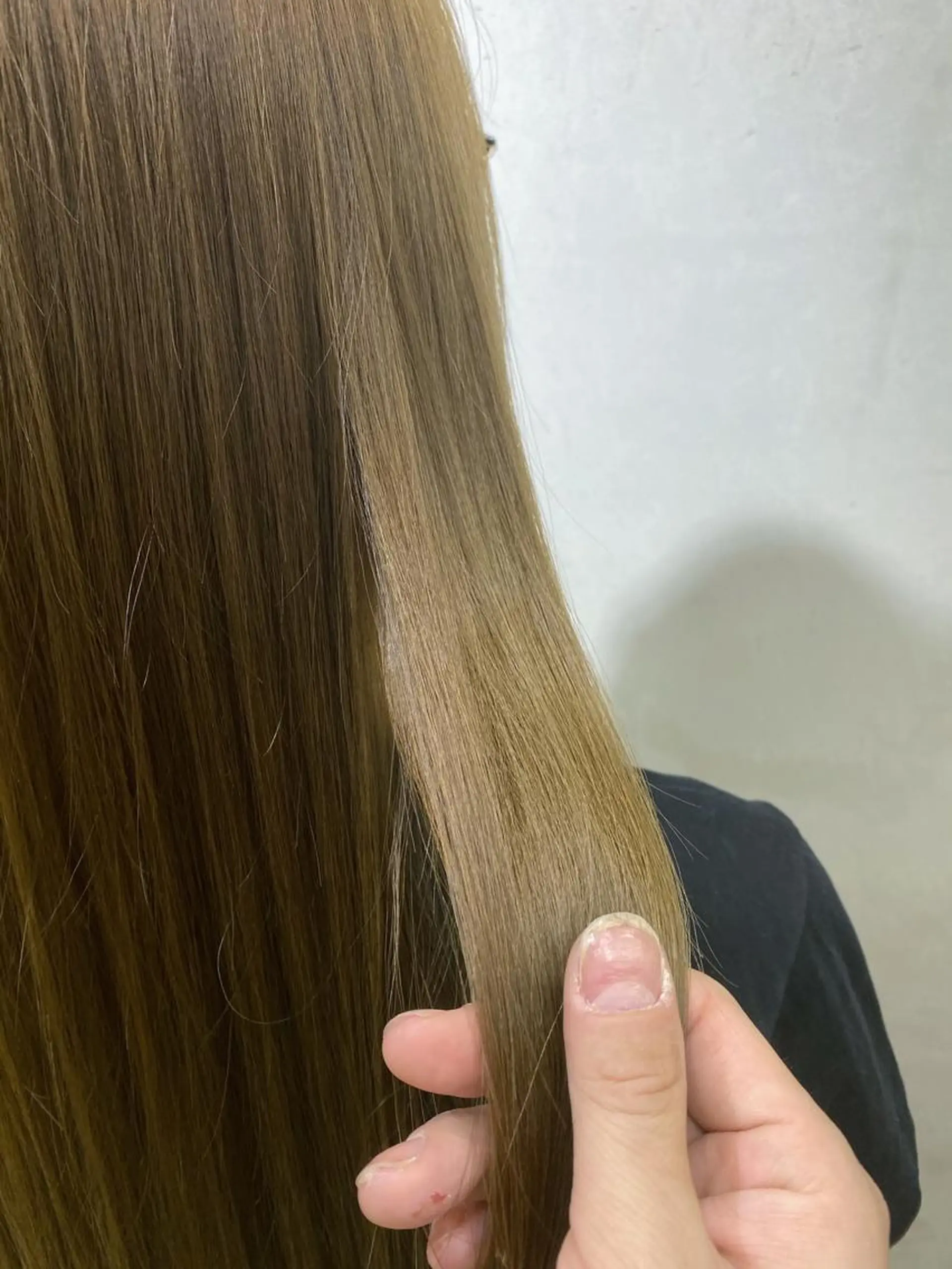 カラー ブリーチ ブリーチなしカラー 藤野 陵平のヘアスタイル