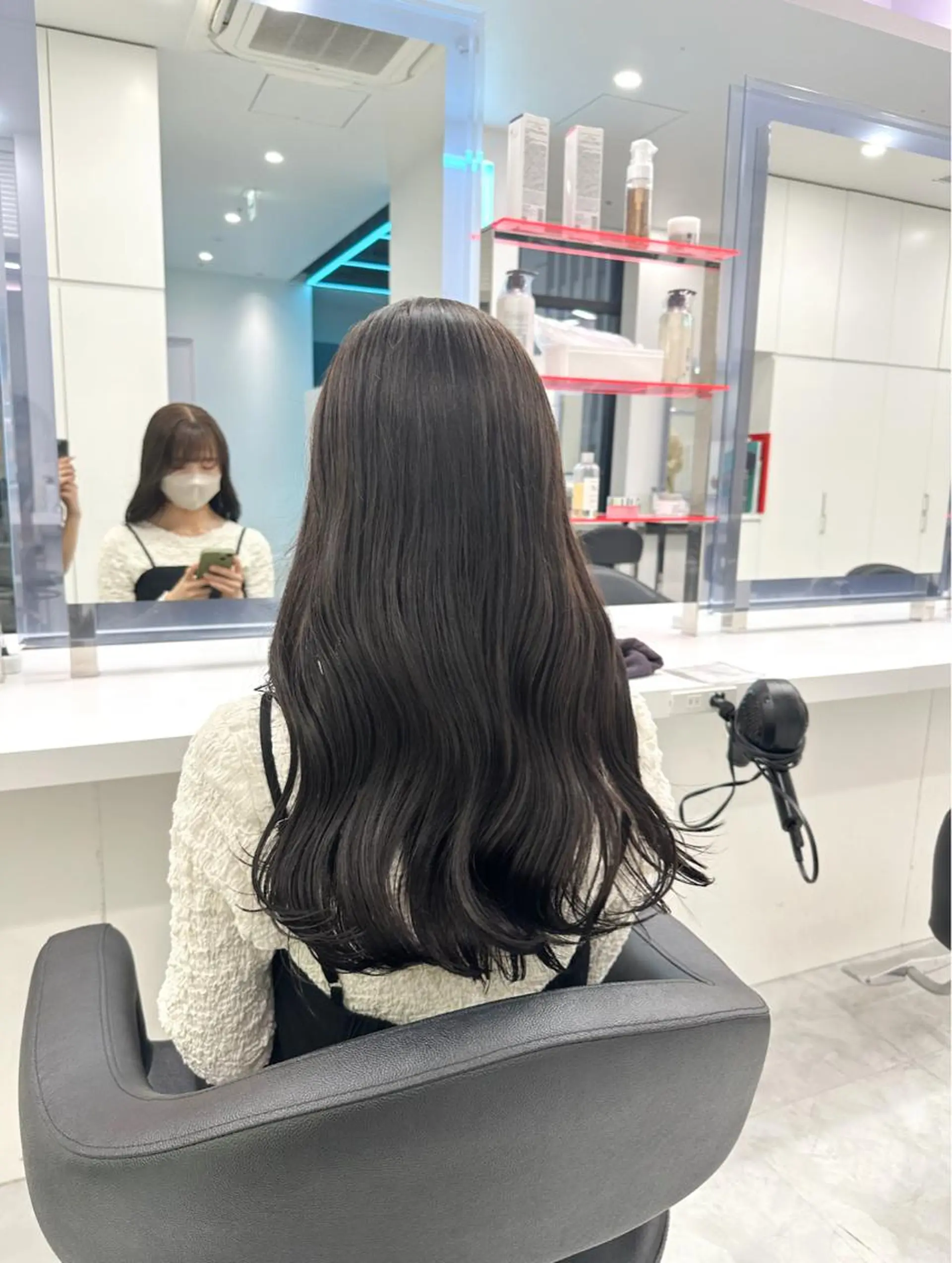 ロング チョコレートブラウン ピンクブラウン ピンクラベンダー 顔周りカット 髪質改善 🤎MISAKI 艶髪カラー🤎のヘアスタイル