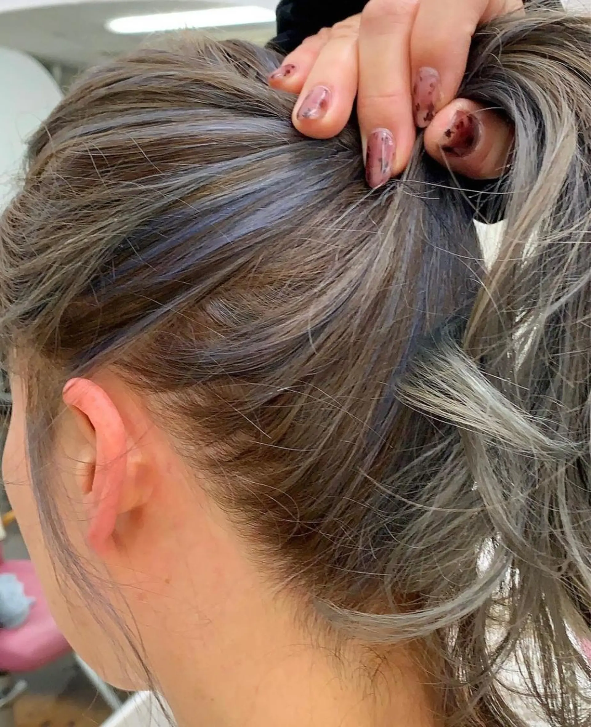 ロング カラー ハイライトカラー ハイライト 那須 颯太のヘアスタイル