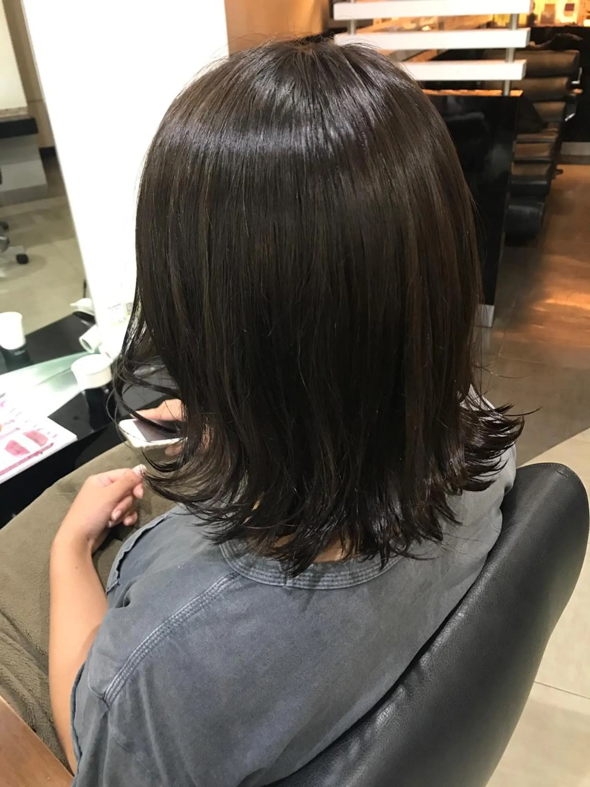 ショート カラー ヘアアレンジ アッシュ アッシュグレー 烏山 達也のヘアスタイル