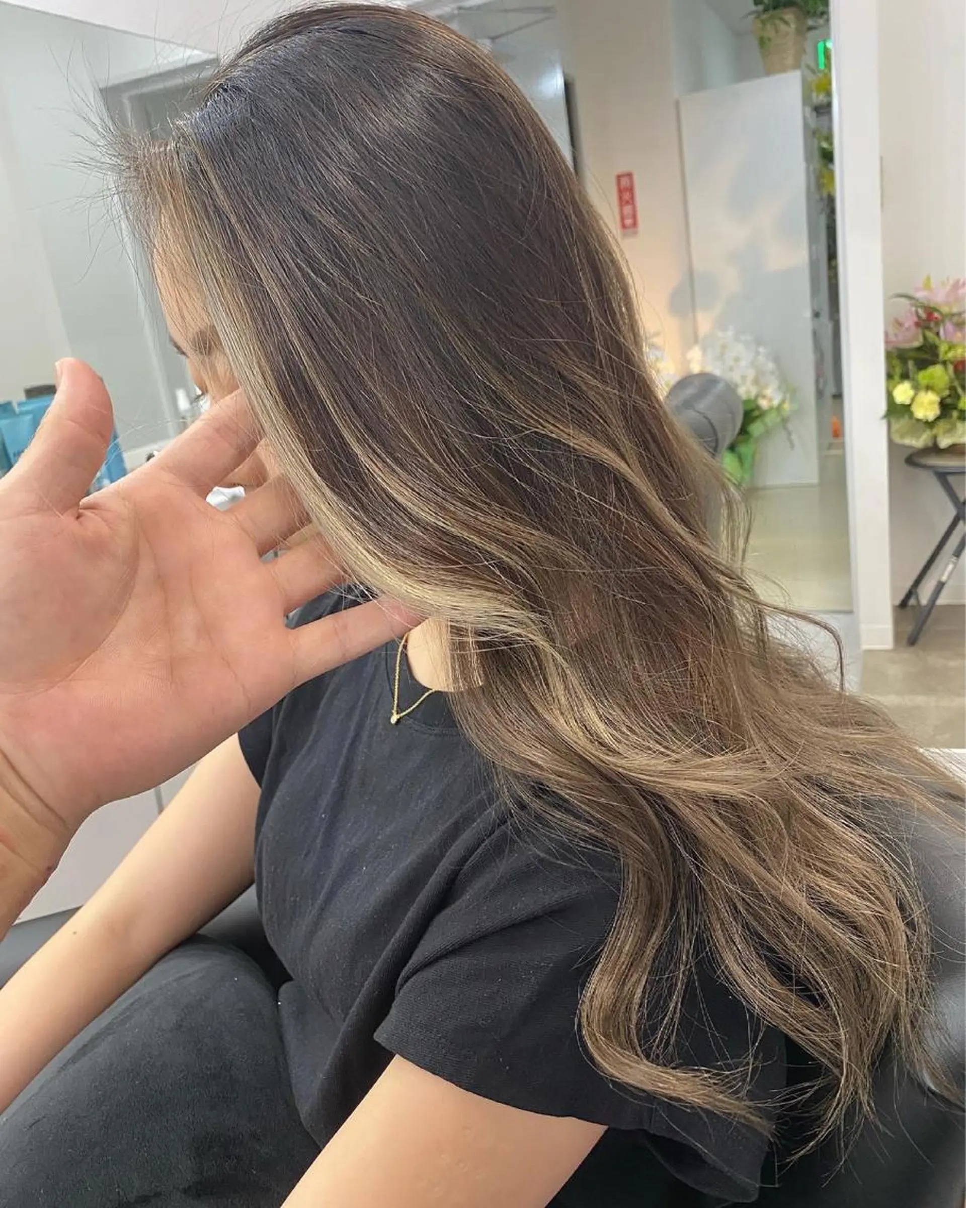 ロング カラー 桜木町駅徒歩5分 ハイライト横浜No1のヘアスタイル