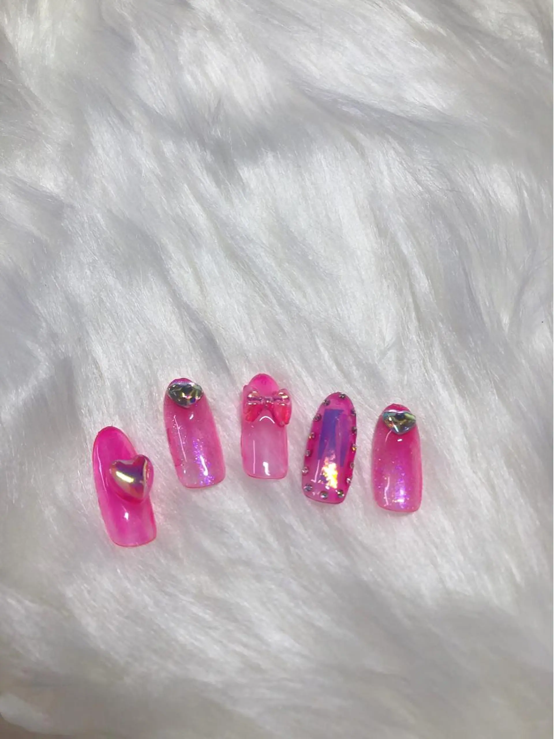 ネイル ハンドネイル MoonNail ユリ🌸のネイルデザイン