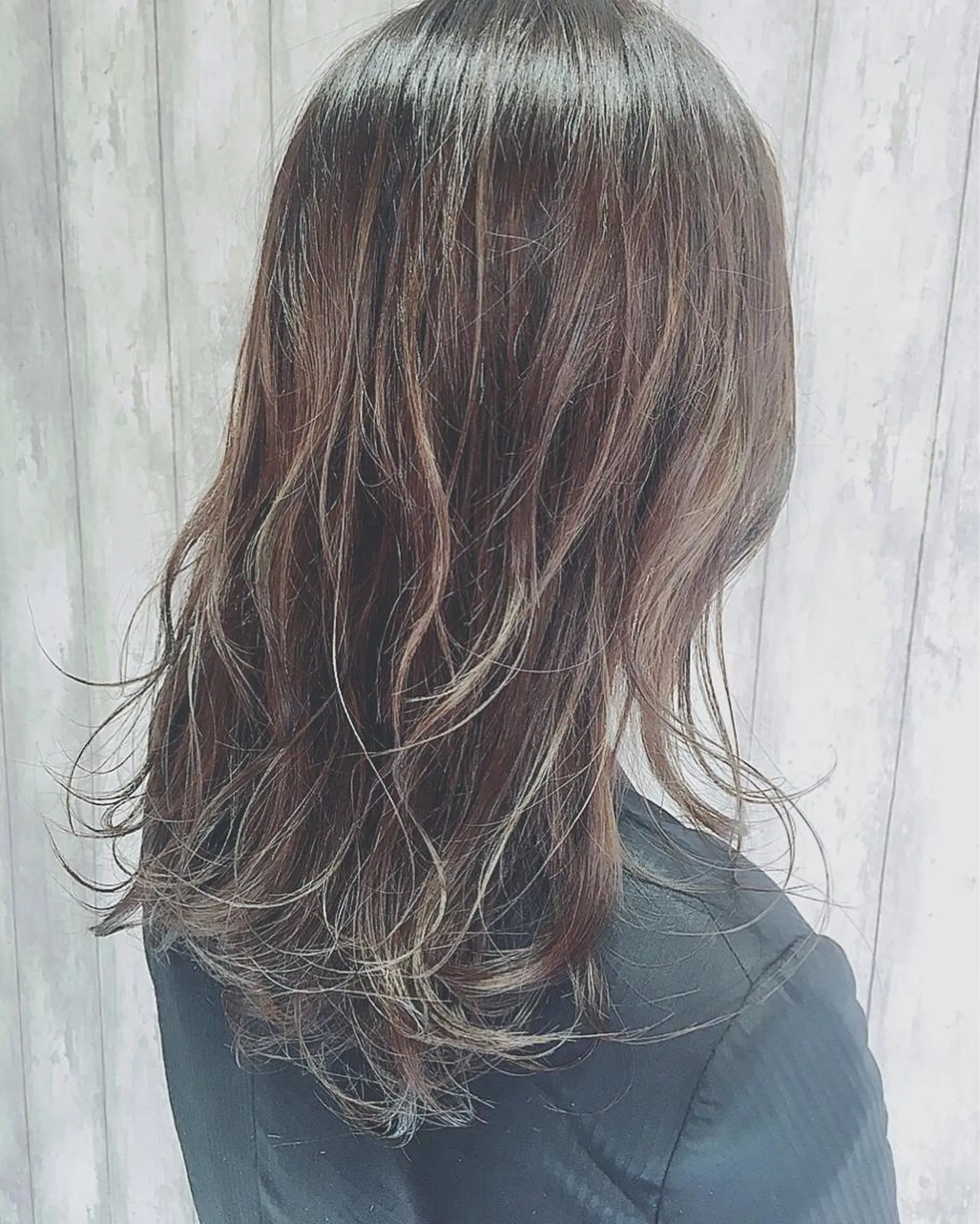 ミディアム セミロング ロング カラー ブラウンカラー マットブラウン boutique misakiのヘアスタイル