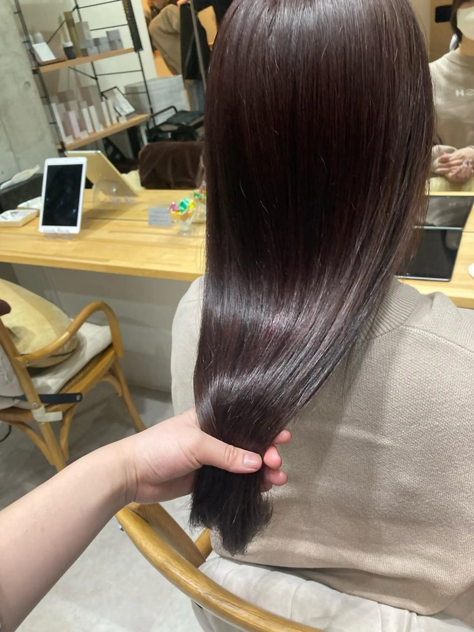 ロング カット ヘアカラー トリートメント ✨色持ちの良い艶 カラー✨蟹江真世のヘアスタイル