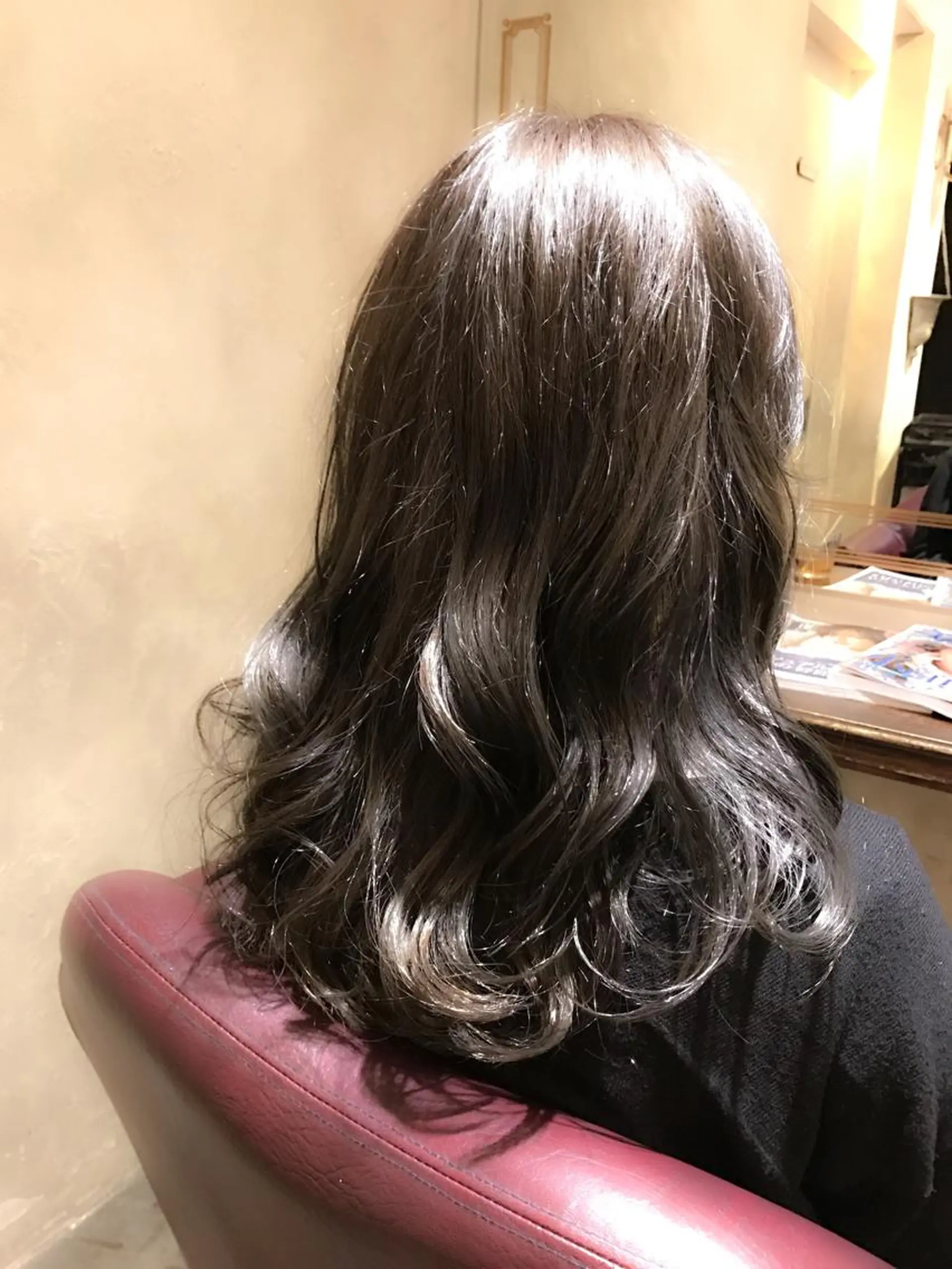 ミディアム カラー ヘアアレンジ ブルーカラー ブルージュ ハイライトカラー シルバー ハイライト 🌈髪質改善💕 縮毛矯正✨青木まで✨のヘアスタイル