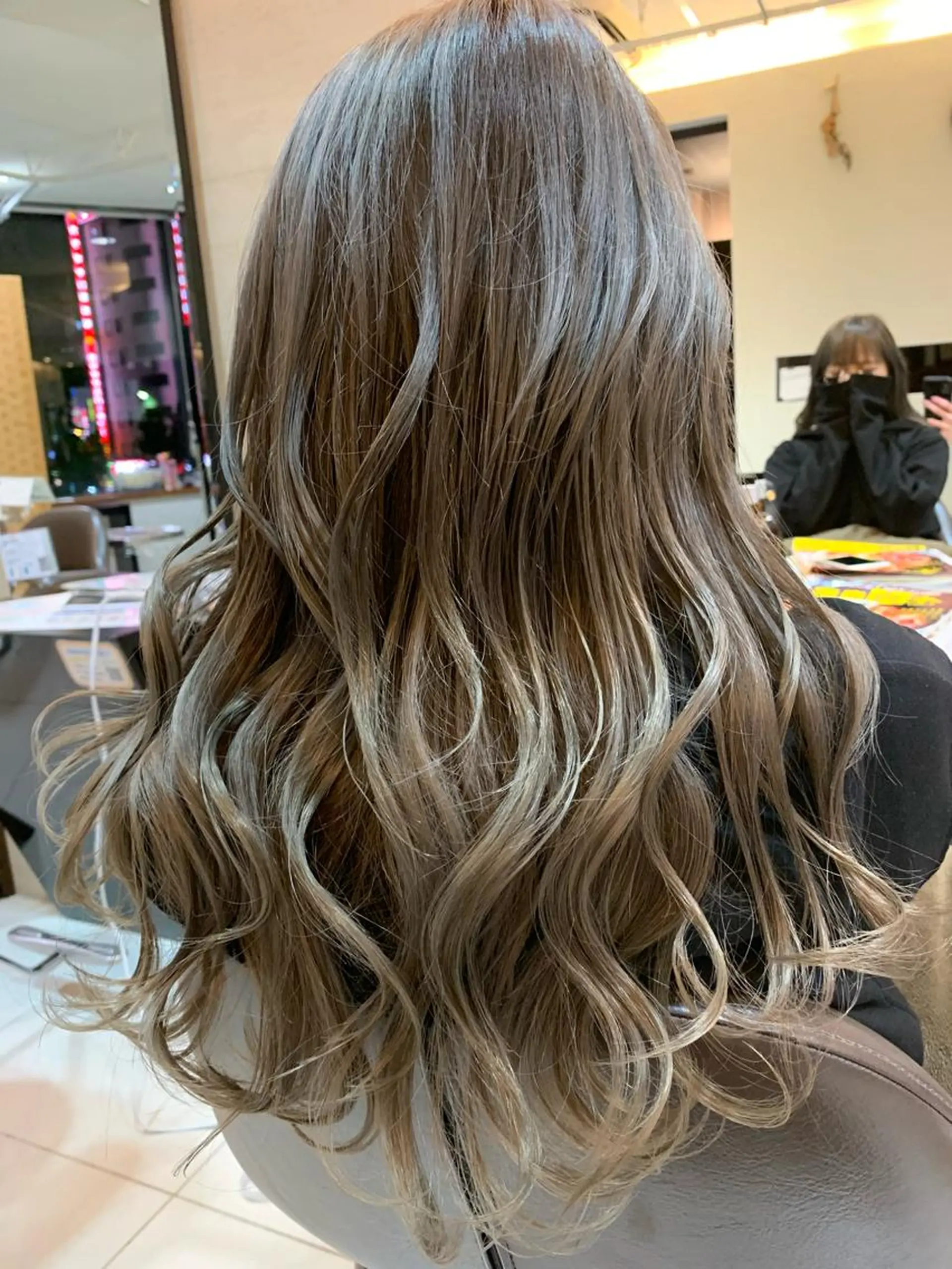 ロング 🇺🇸ハイライト特 化美容師🇺🇸漆沢のヘアスタイル