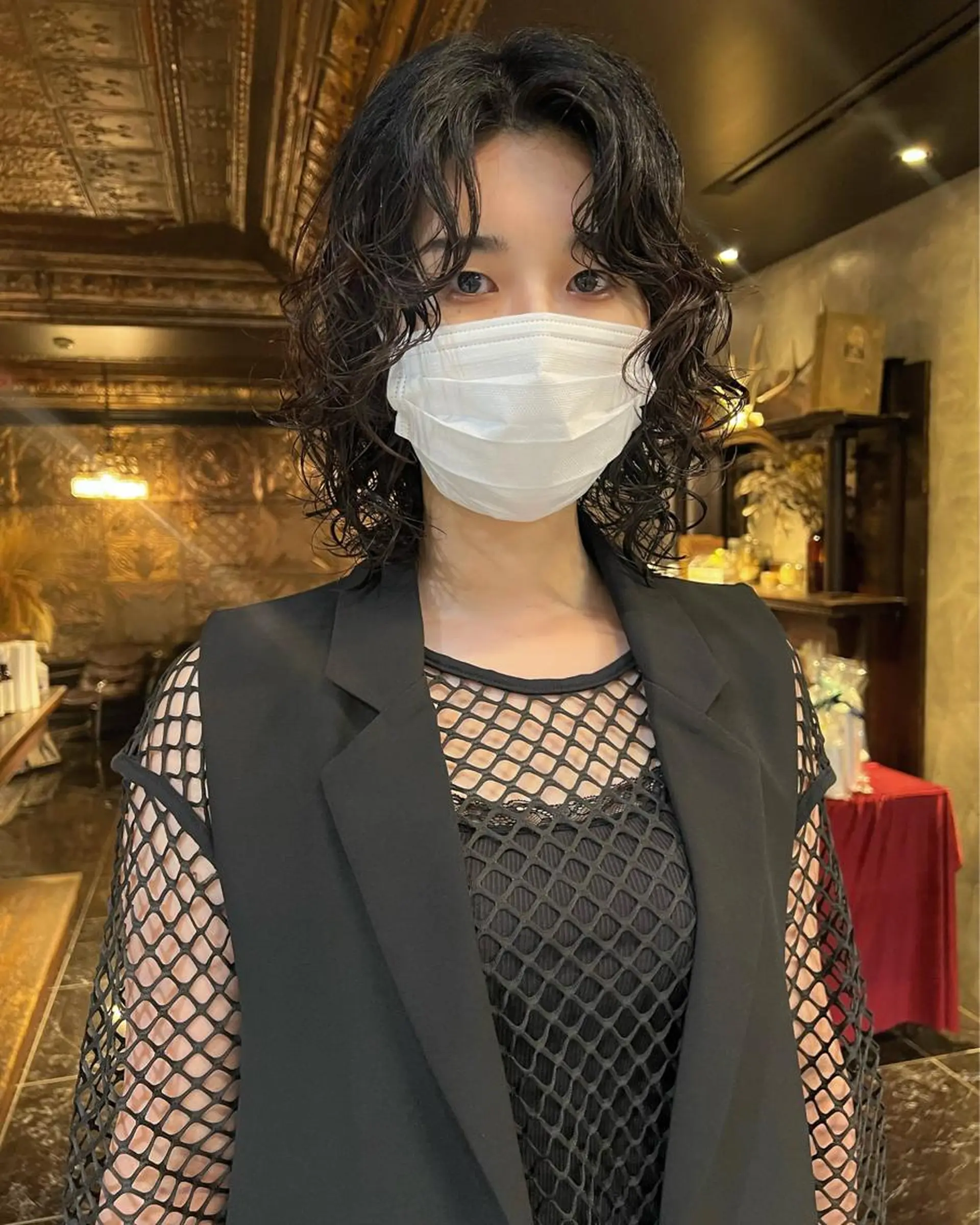 ミディアム パーマ ミディアムパーマ ウルフカット カット ヘアカラー パーマ 圧倒的デザイン力 店長🎨RENAのヘアスタイル