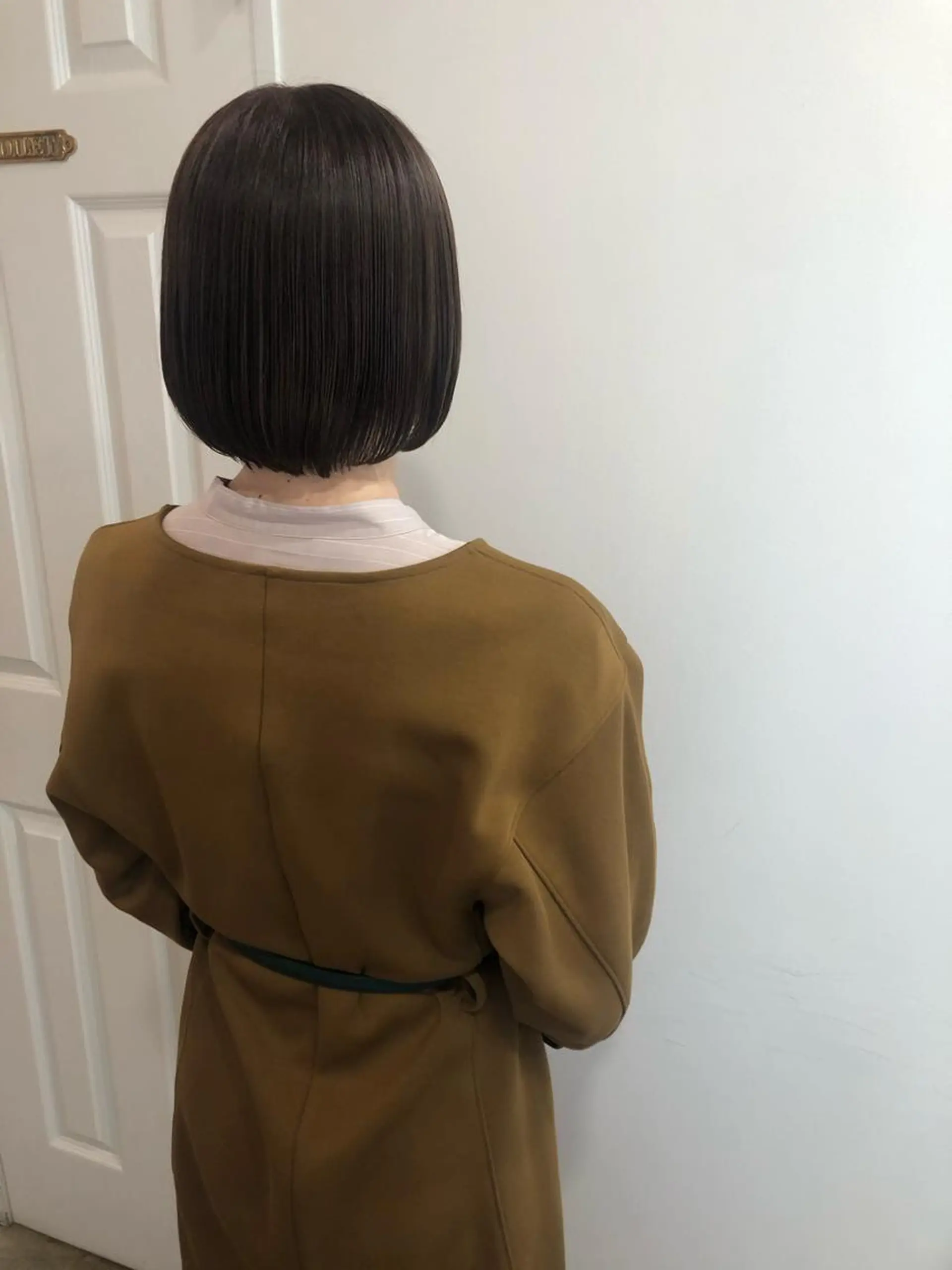 ショート カラー カット ヘアカラー トリートメント MIOベージュカラー 柔らかいカラーのヘアスタイル