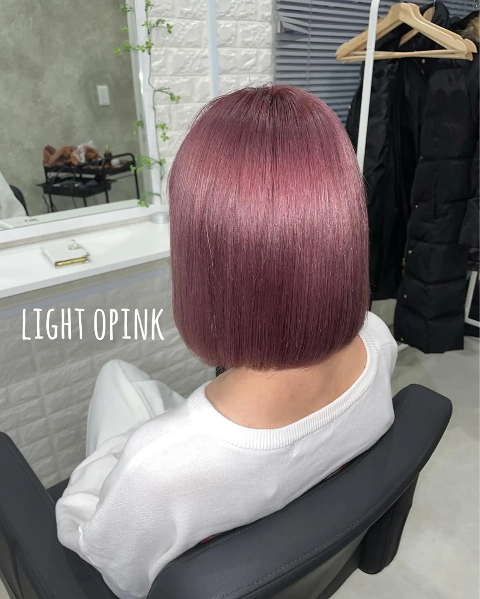 ショート カラー ヘアカラー トリートメント にしき さんのヘアスタイル