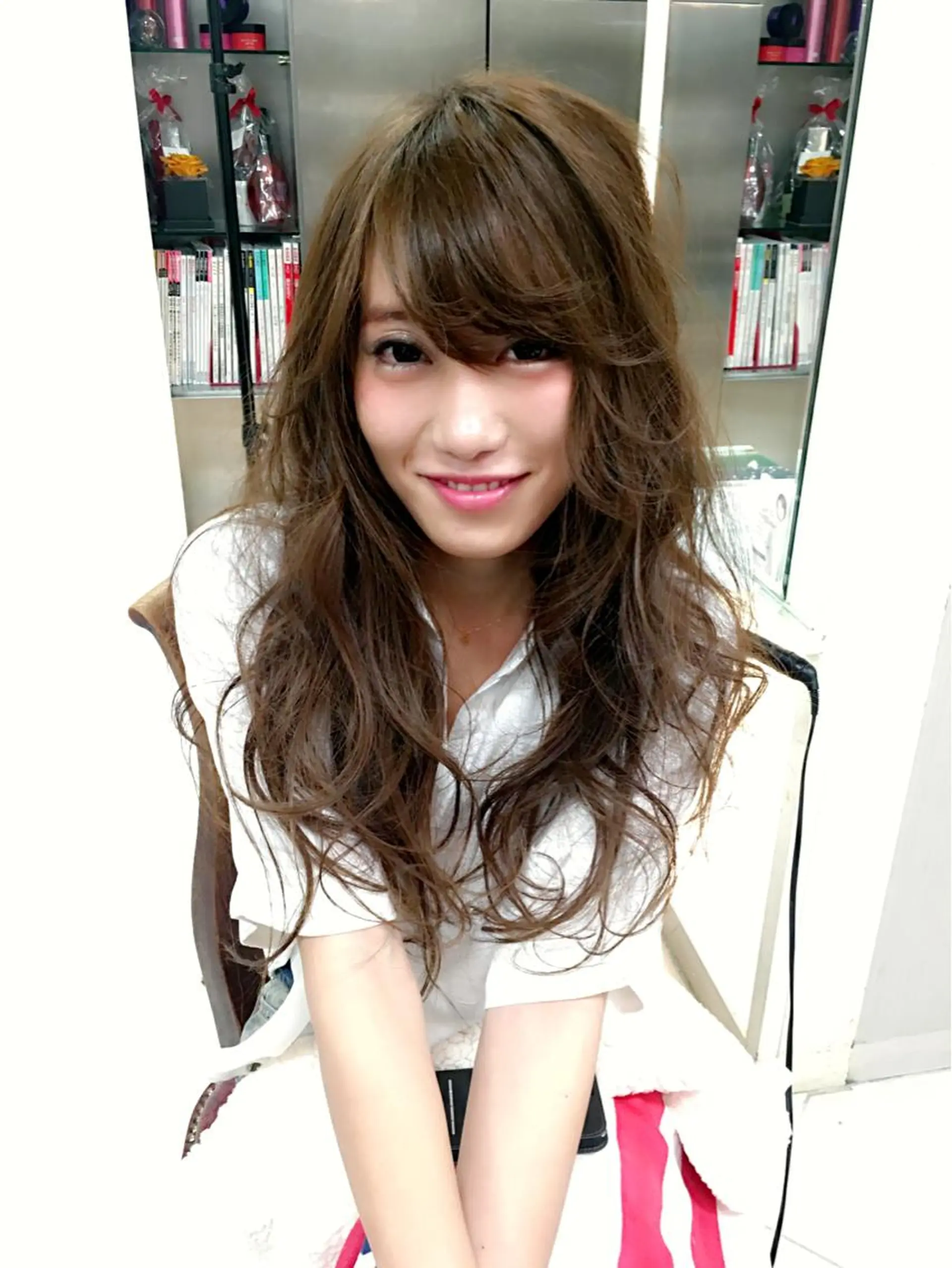 セミロング カラー パーマ ヘアアレンジ パーマ 髪質改善美容師 中村　一のヘアスタイル