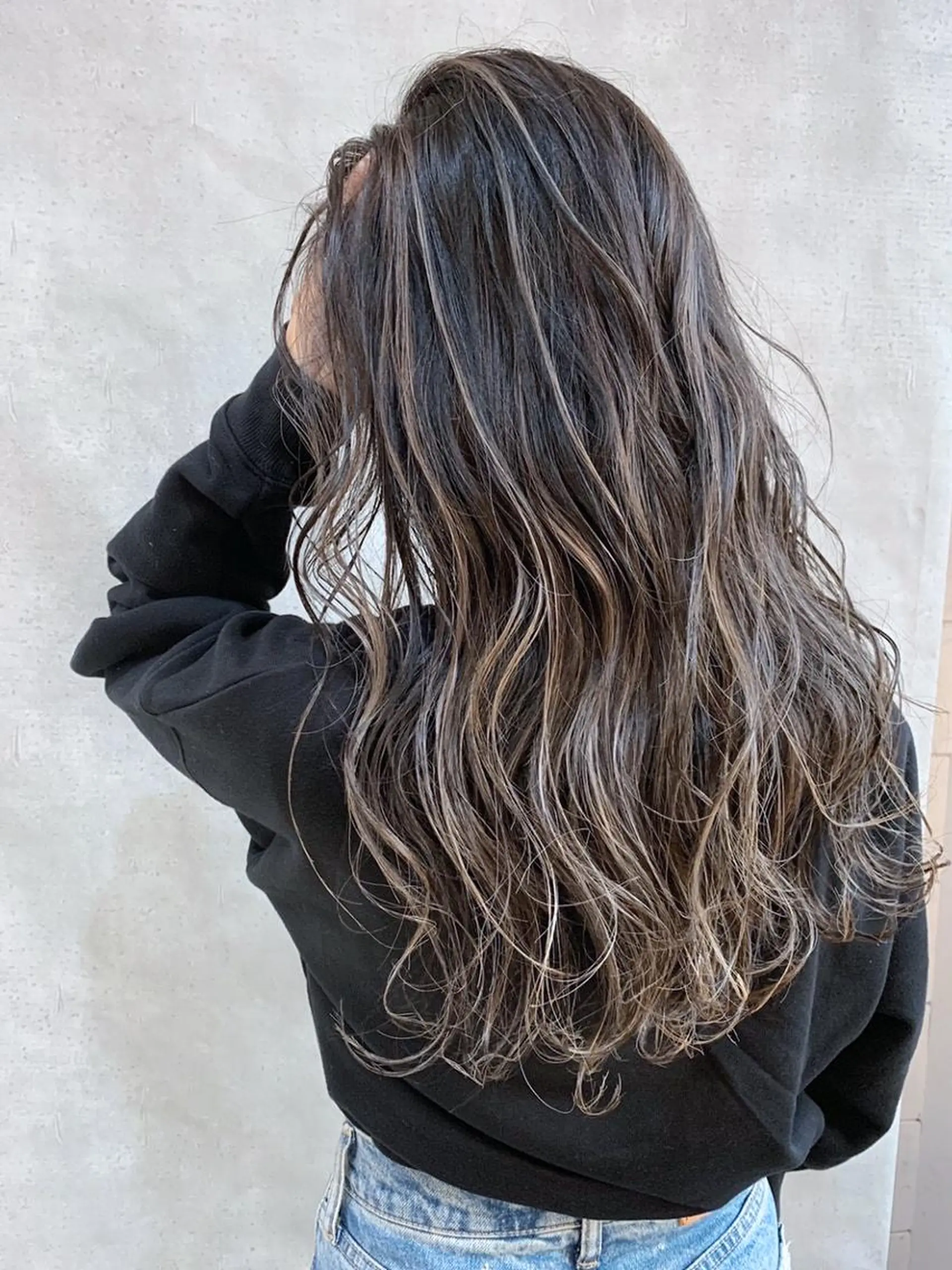 セミロング カラー MOU namba ムウナンバのヘアスタイル