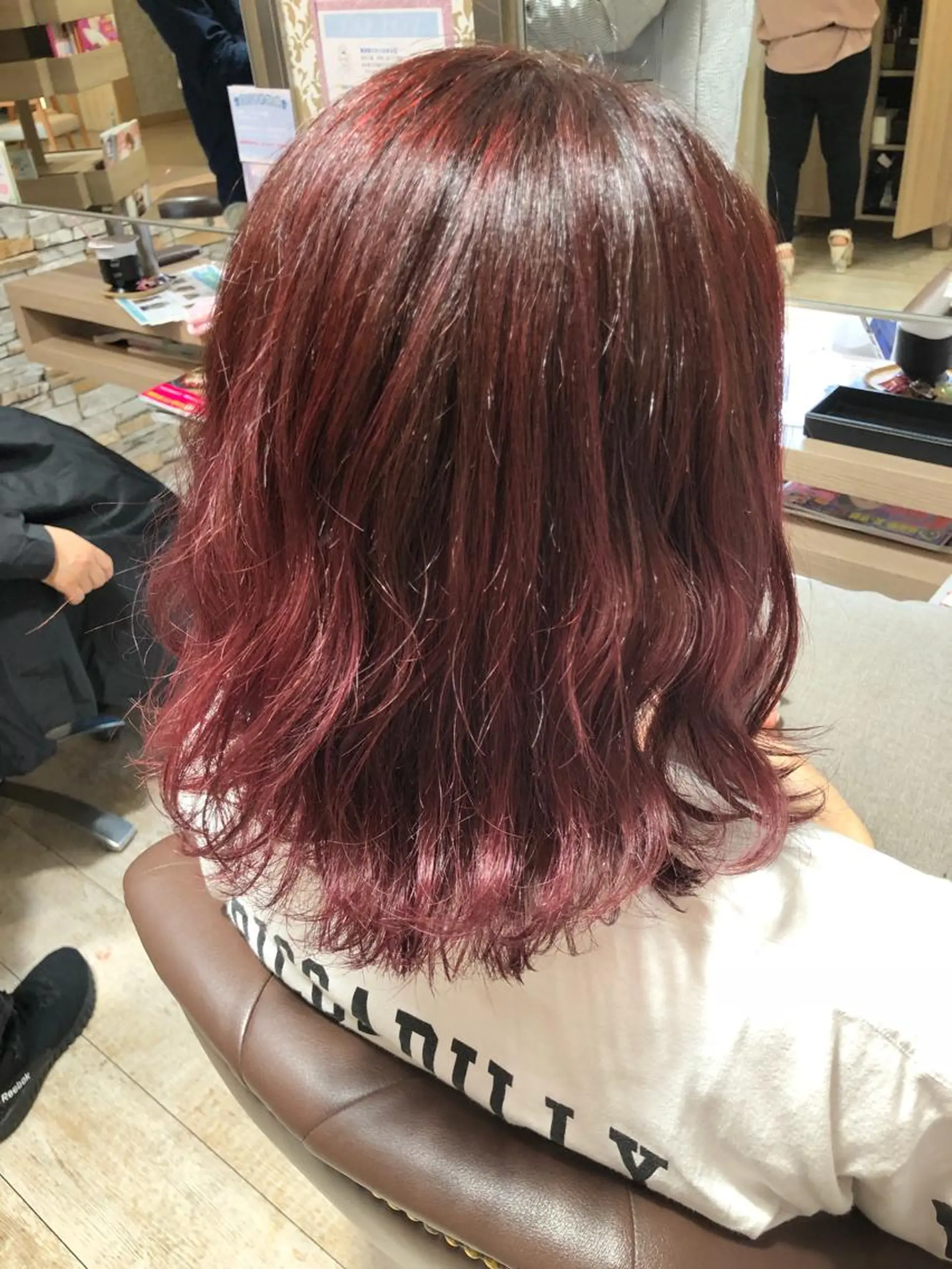 ミディアム カラー cherir髪質改善 パーソナルカラー診断のヘアスタイル