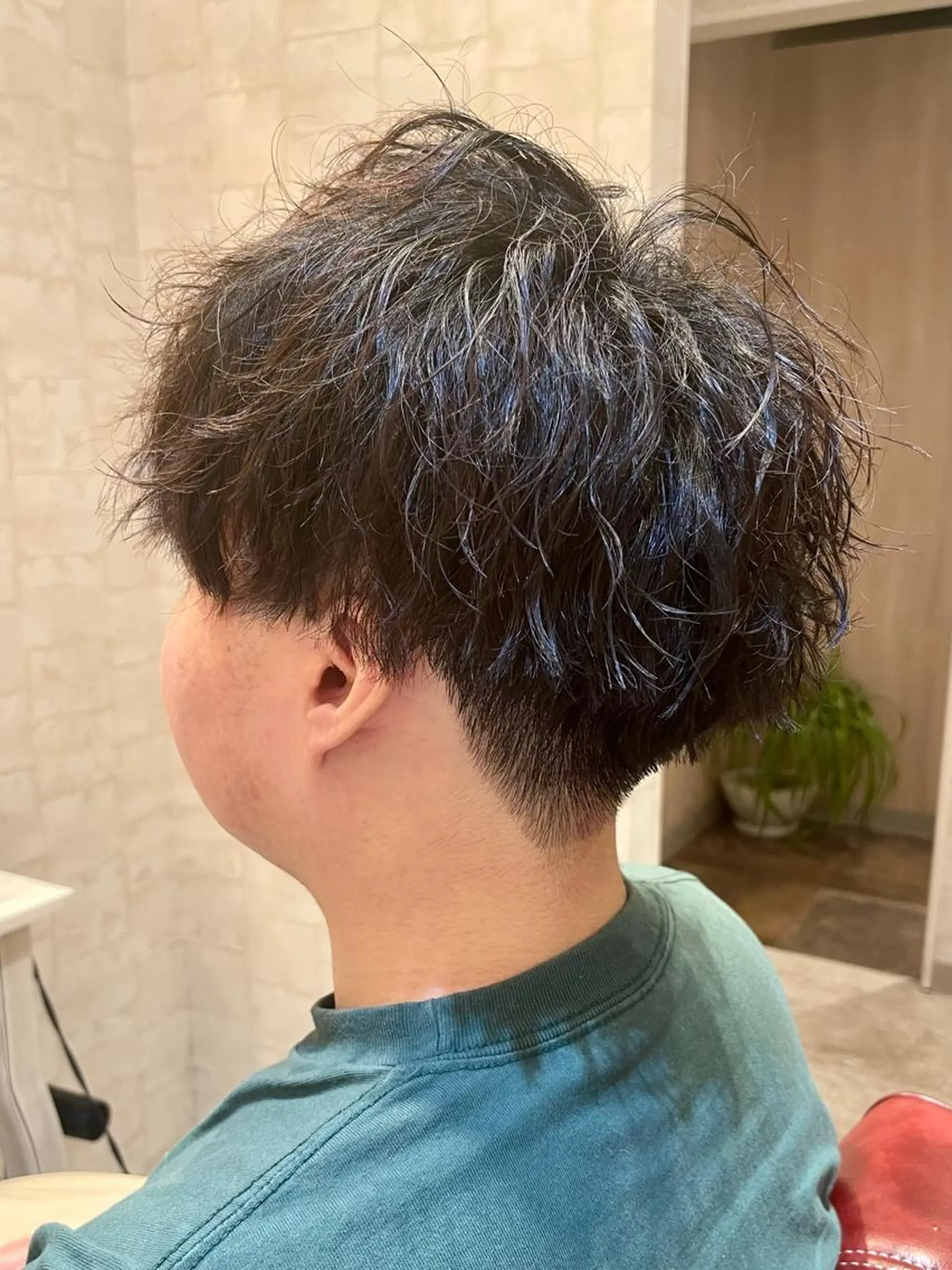 ショート カット 🍭透明感カラー 志賀拓海🍬🌈のヘアスタイル