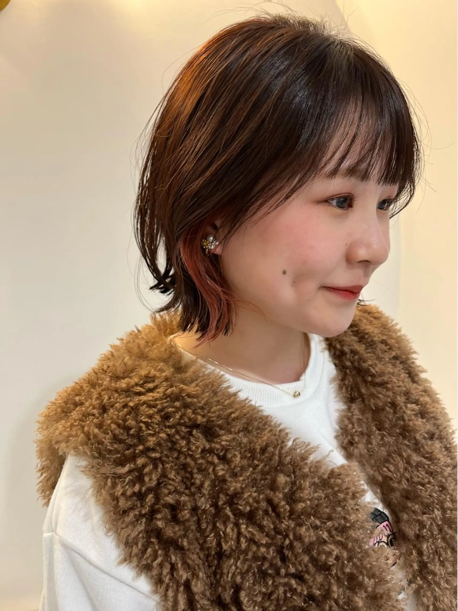 ミディアム カラー ピンクカラー 網谷 萌夏のヘアスタイル