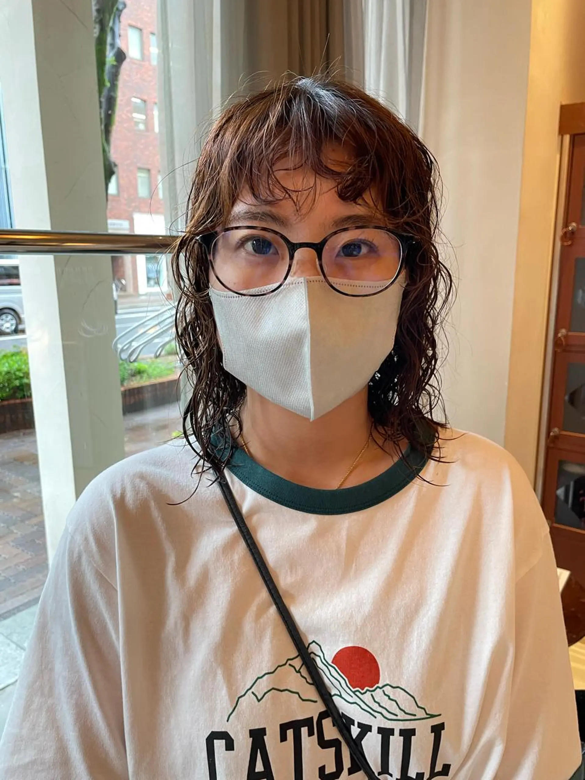 ミディアム パーマ tomo🍒パーマ ハイトーン似合わせのヘアスタイル